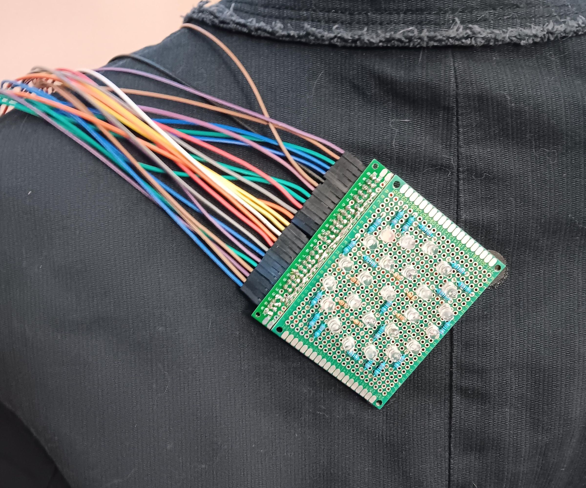 Wearable Arduino Controled Light-Up Patch