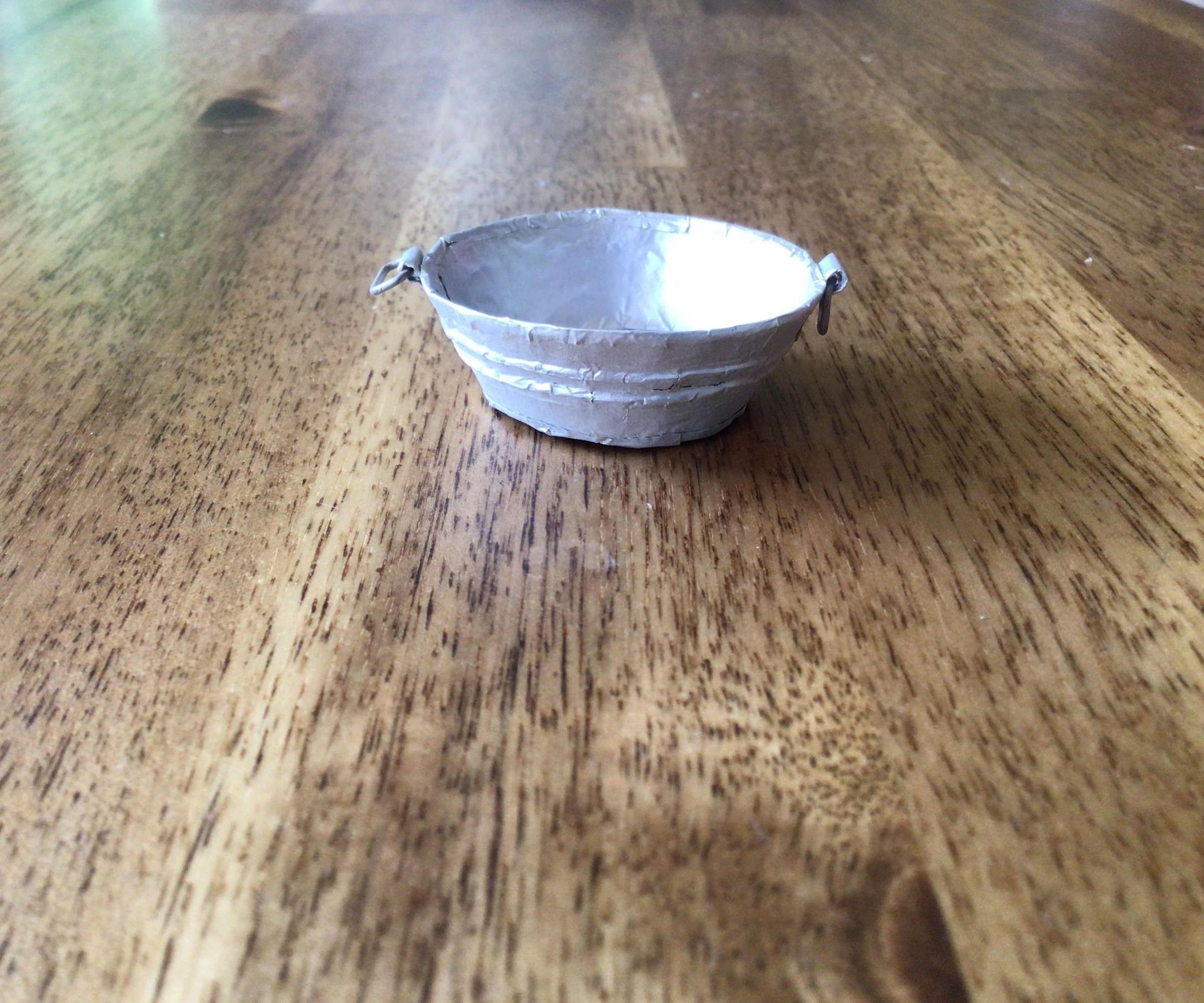 Mini Wrought Metal Washbasin!