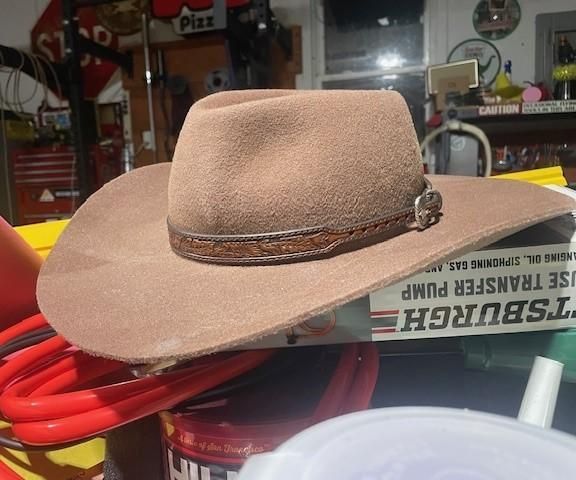 Let's Make a Cowboy Hat!