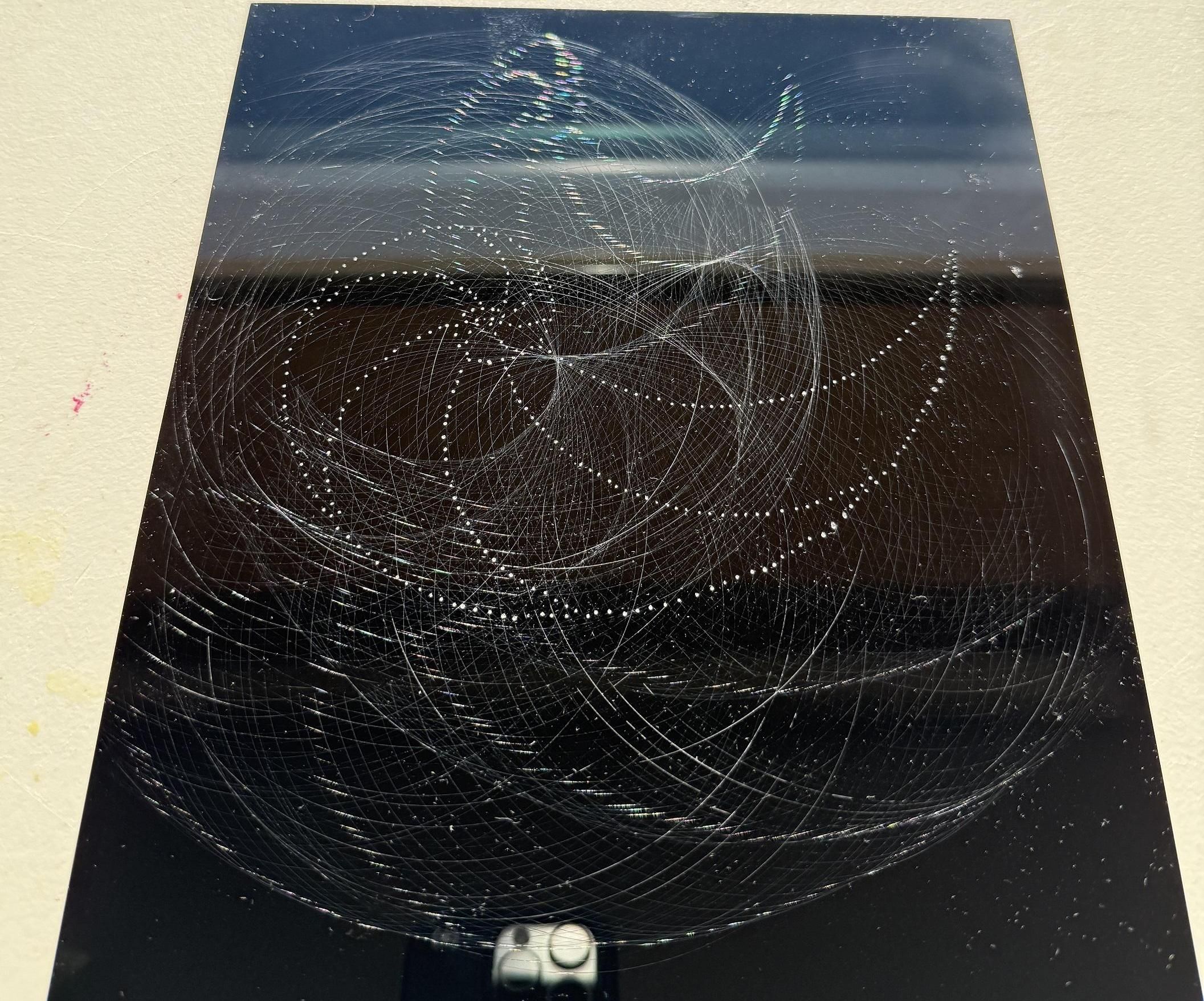 Hand-Drawn Scratch Hologram