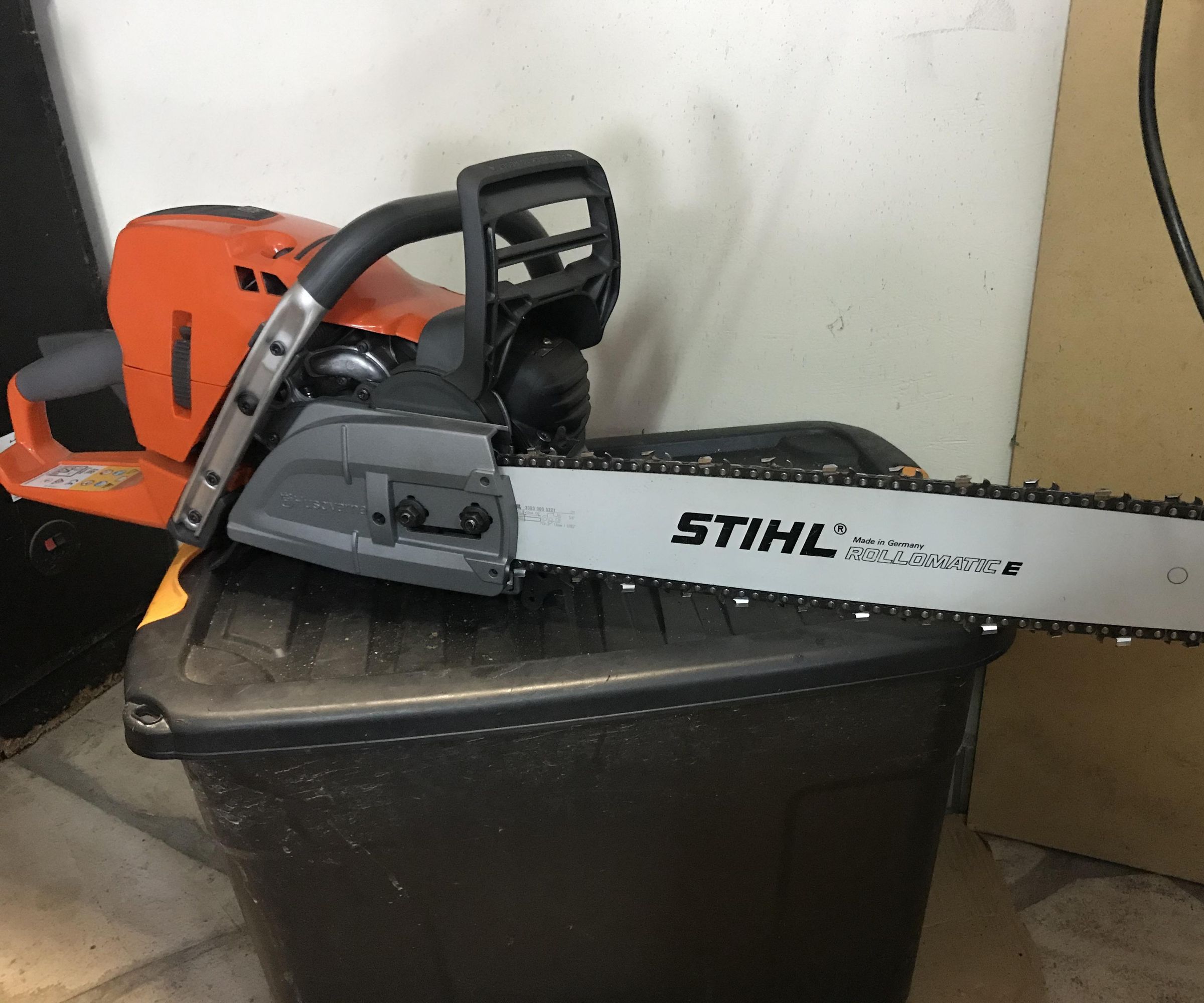 How to Use a Stihl Chainsaw Bar on a Husqvarna Saw