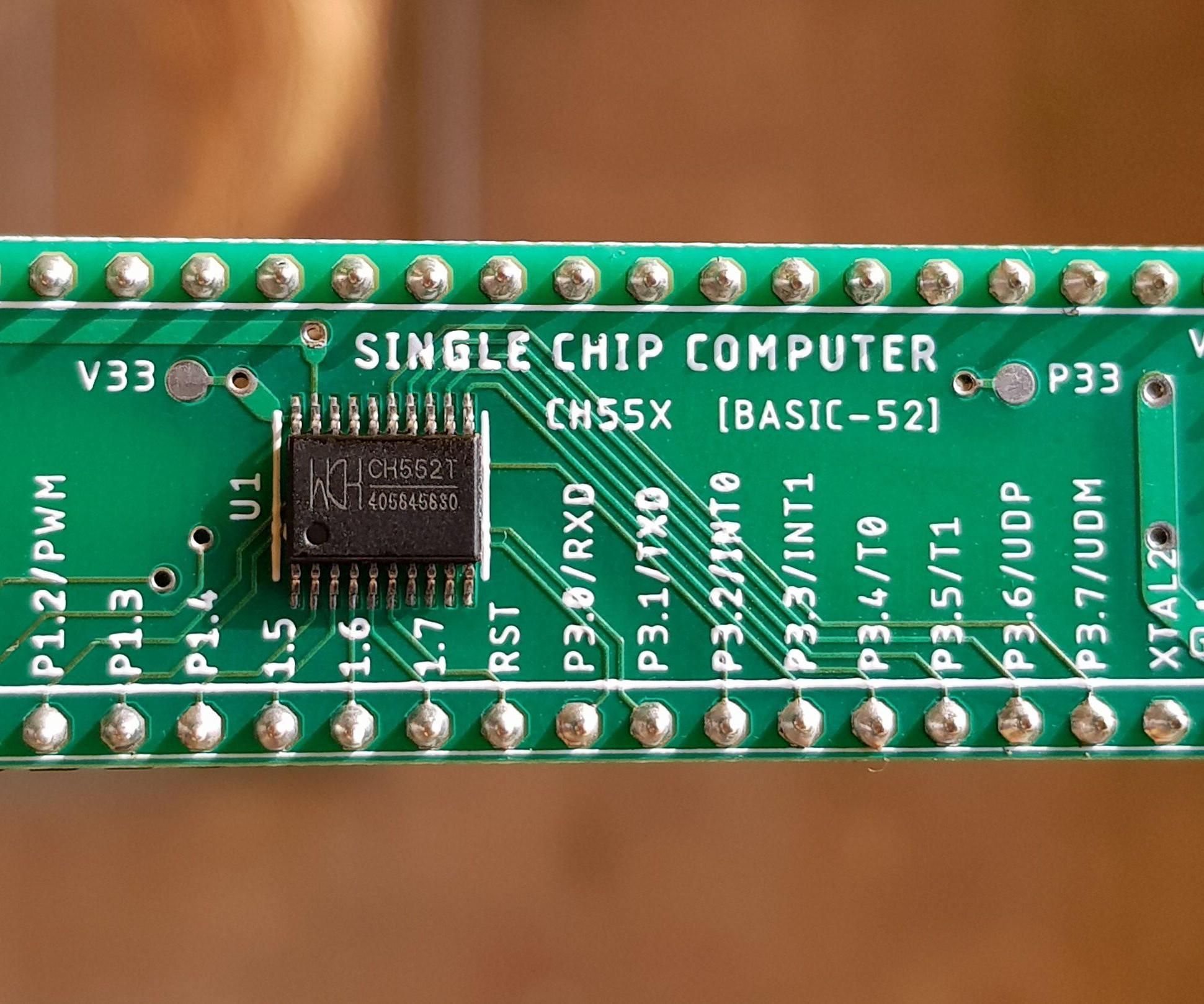Single Chip Computer Running MCS BASIC-52