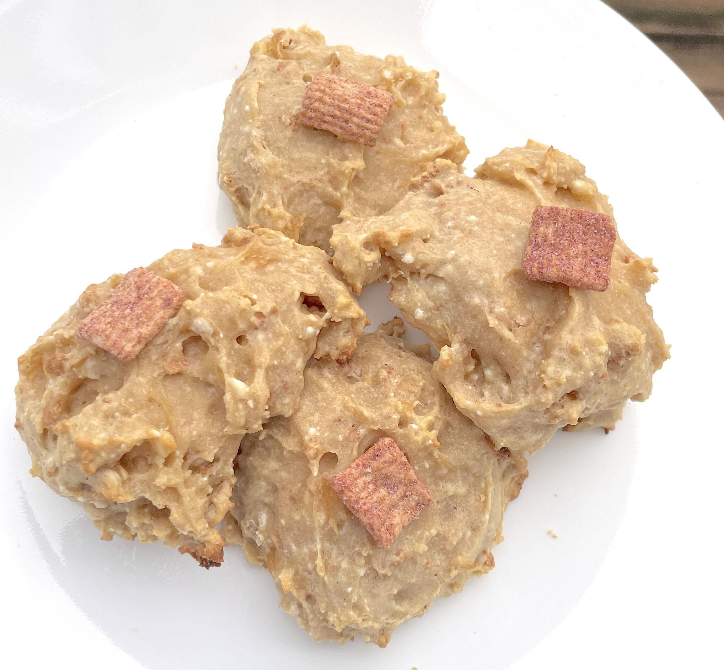 Strawberry Cinnamon Toast Crunch Cookies