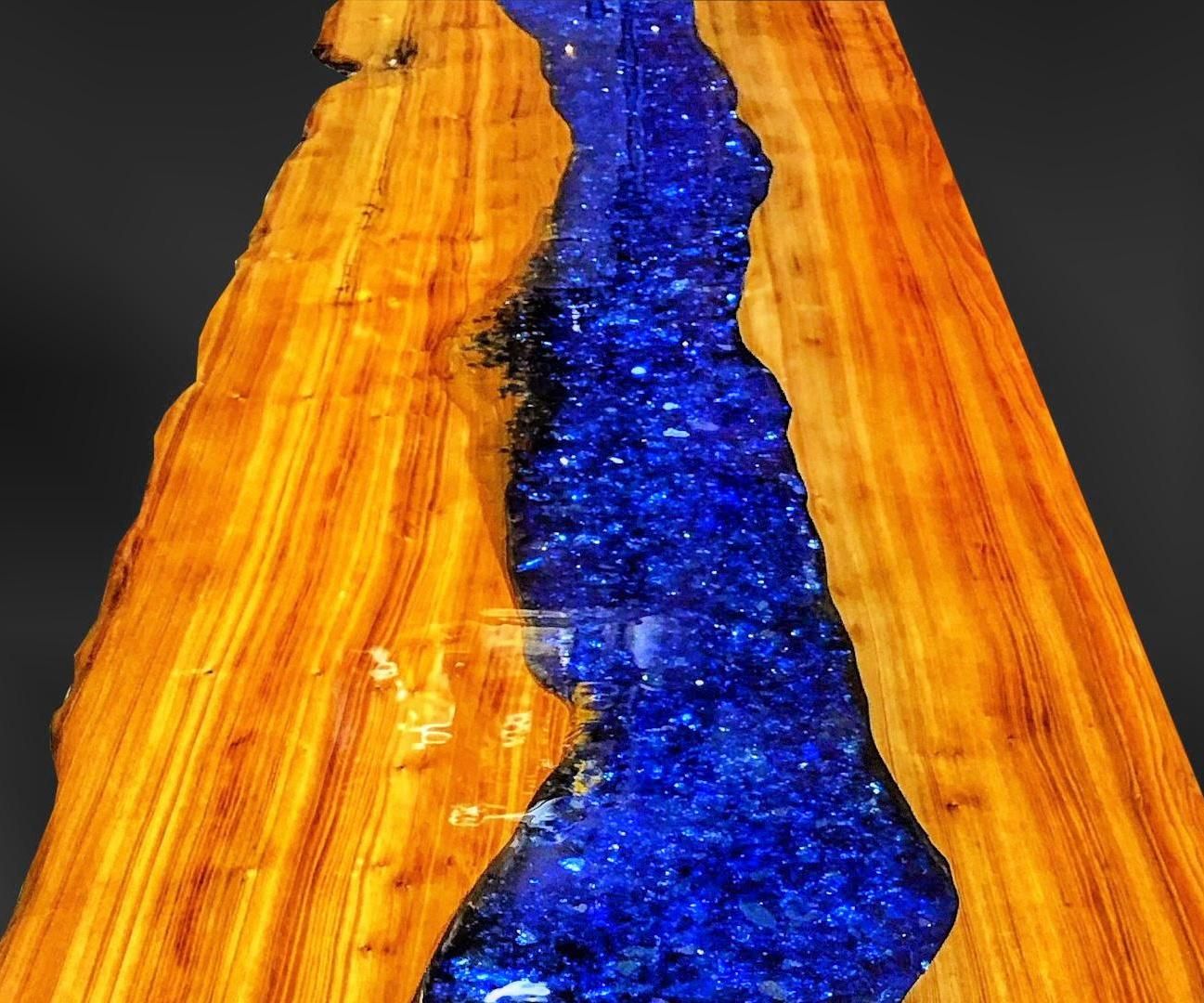 DIY Outdoor Epoxy Bar Top With a Glowing River