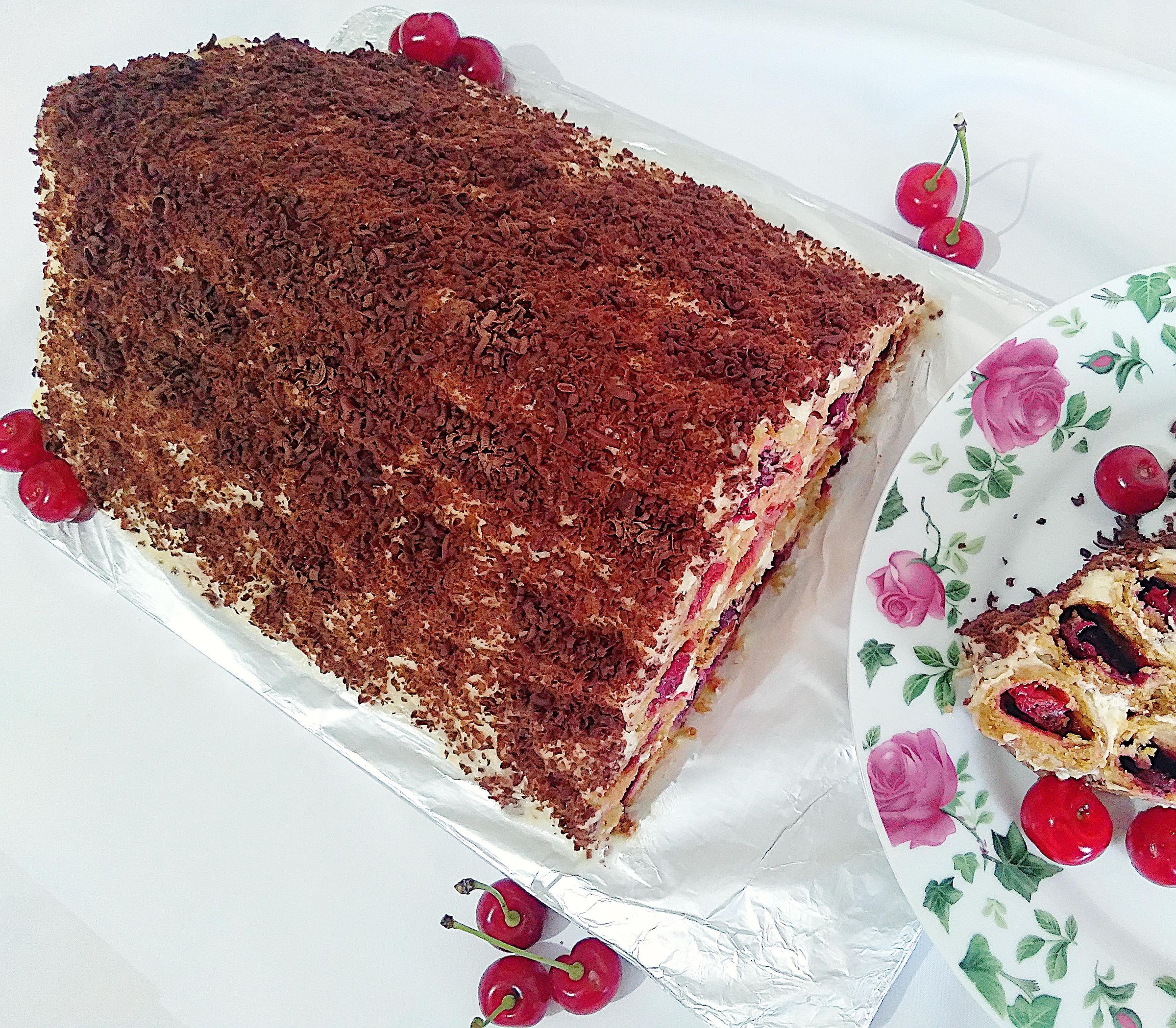 Monastery Hut / Cusma Lui Guguta Traditional Ukrainian / Moldavian Cake