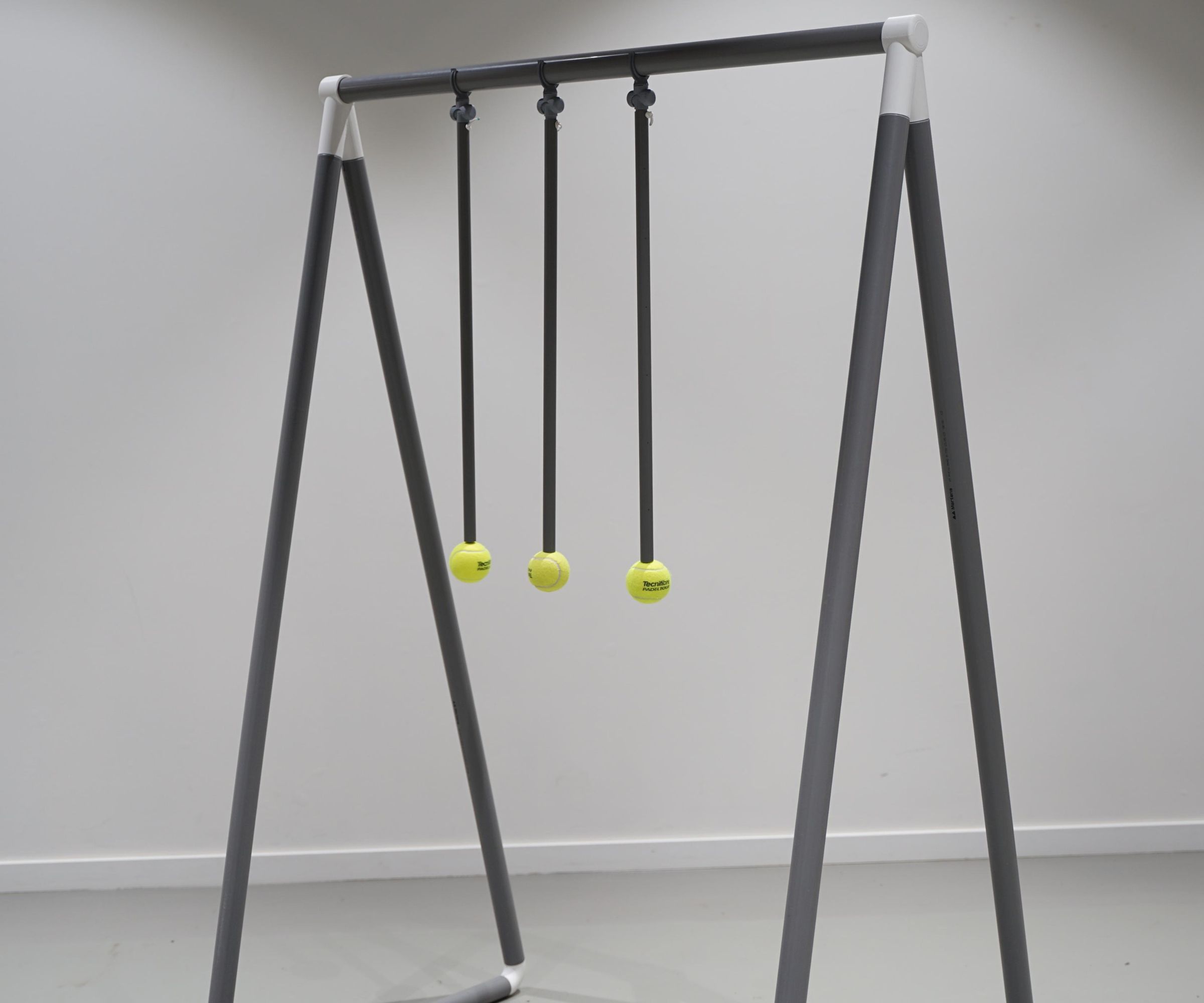 D4E1 Juggle Trestle
