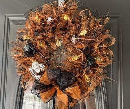 Lighted Halloween Wreath