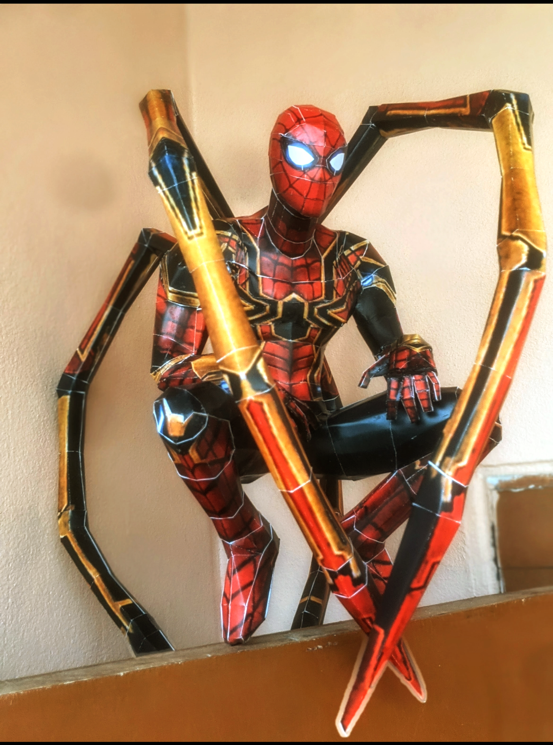 Iron Spider-Man Decorative Paper Figurine (Pepakura)