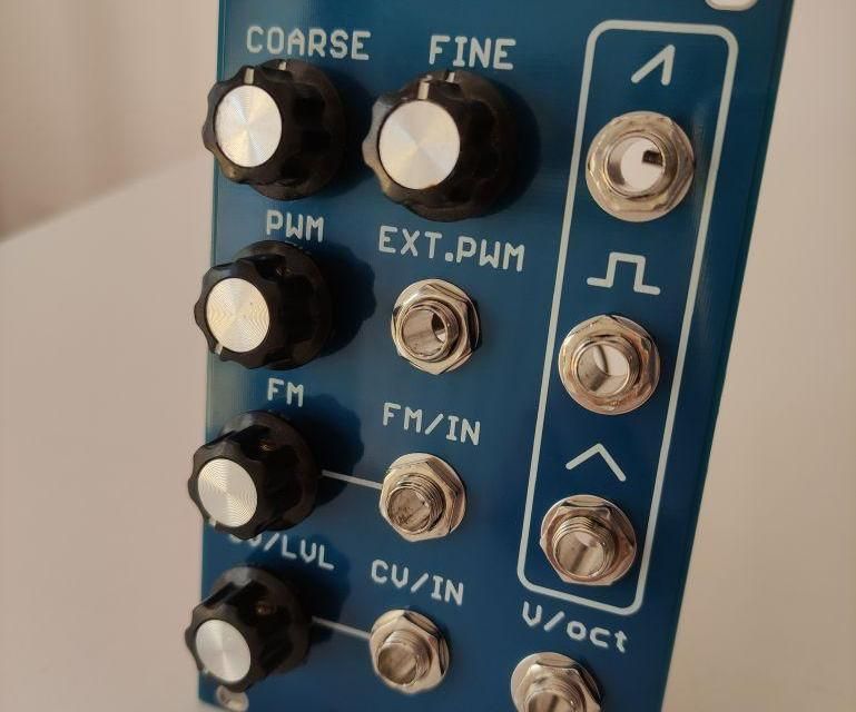 3340 Voltage Controlled Oscillator Module for Modular Synthesizers