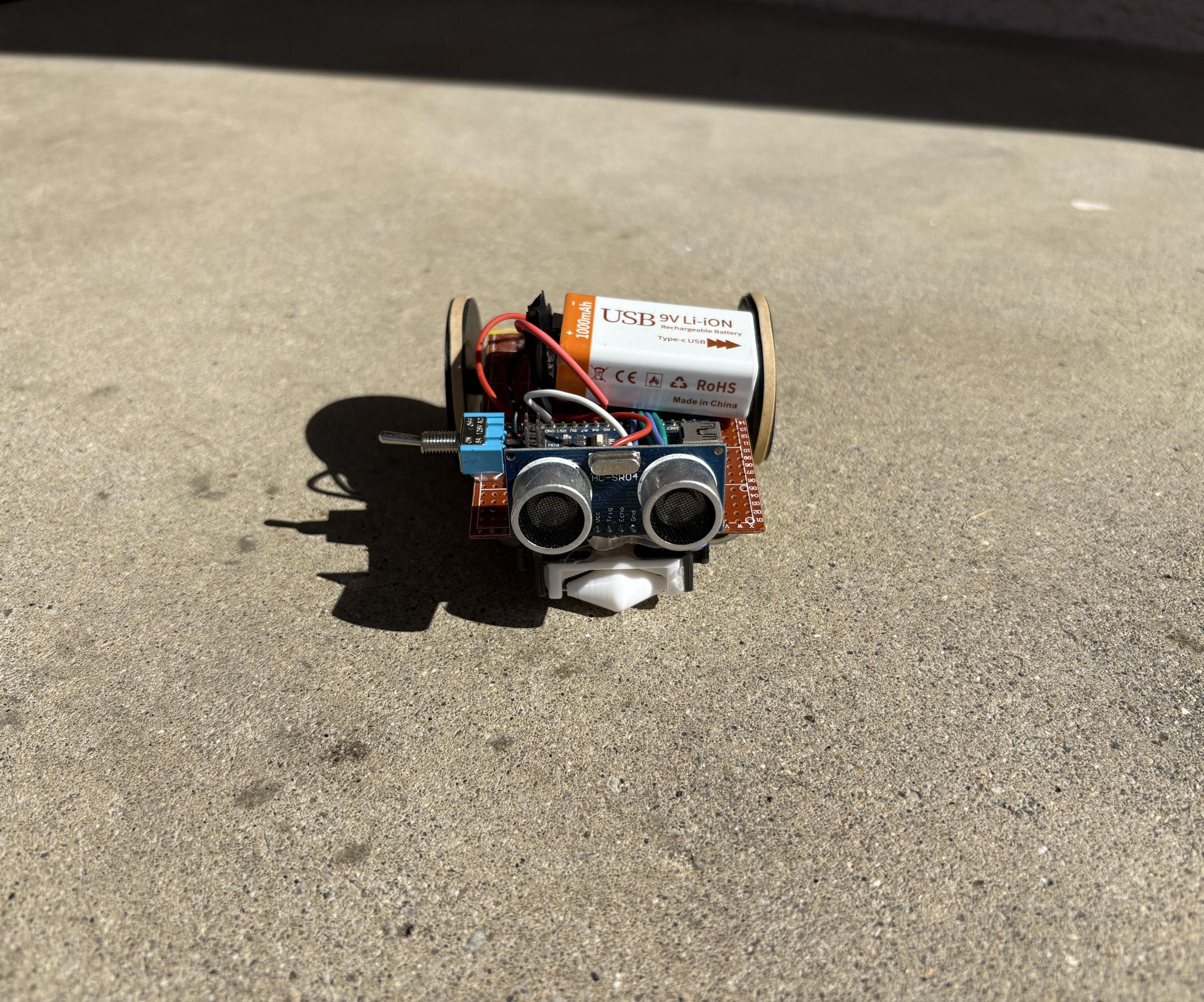 Simple Ultrasonic Arduino Robot That Avoids Walls