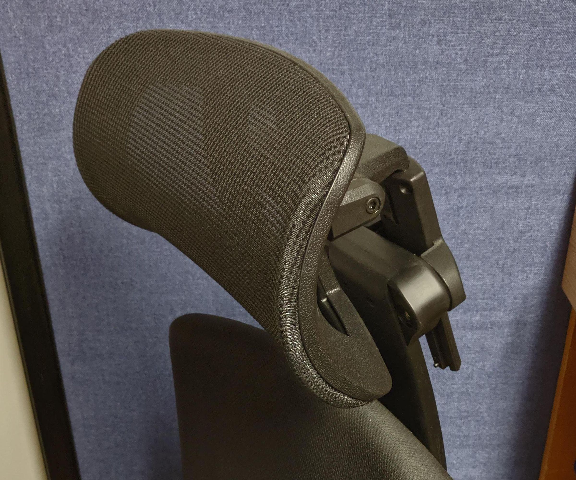 A Custom Chair Headrest Mount