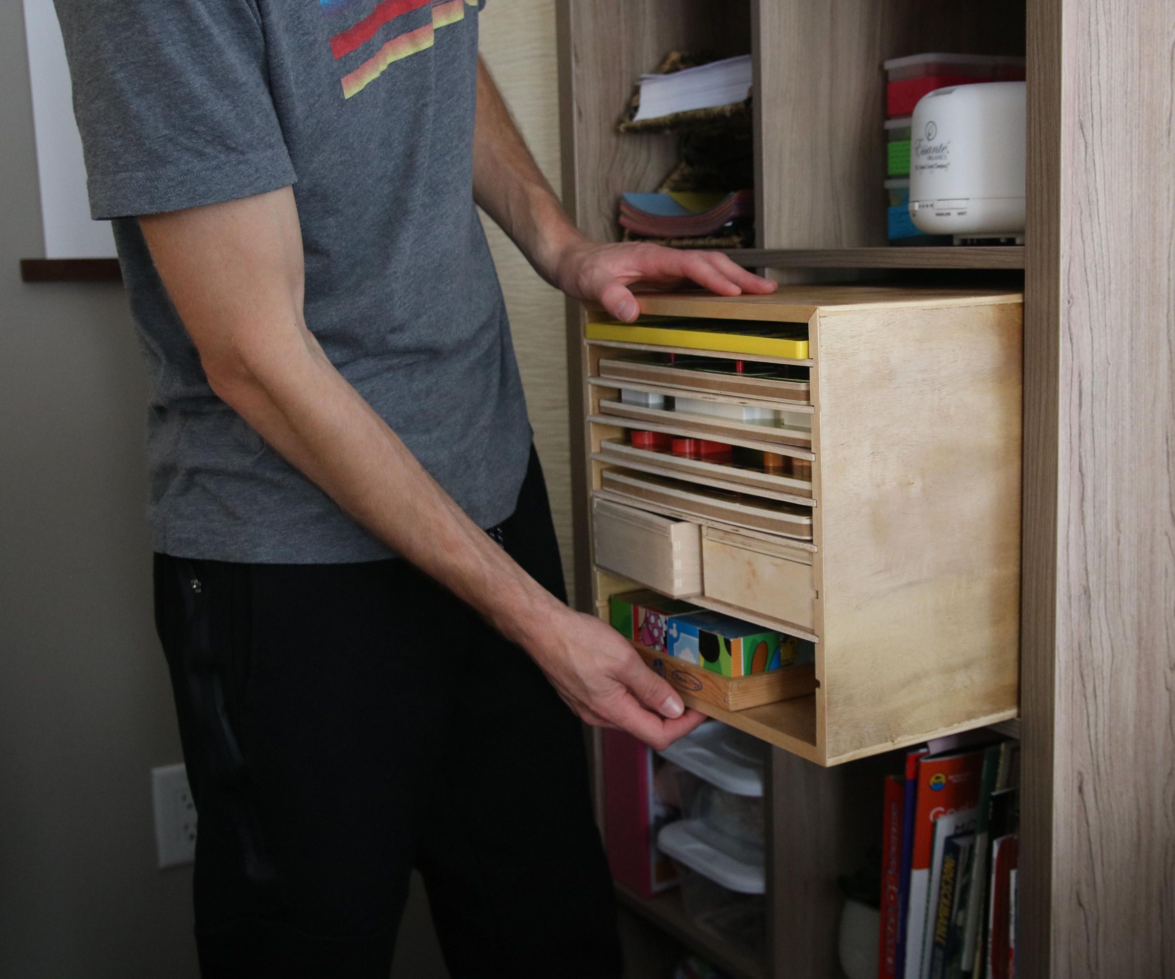 How to Make a Puzzle Rack