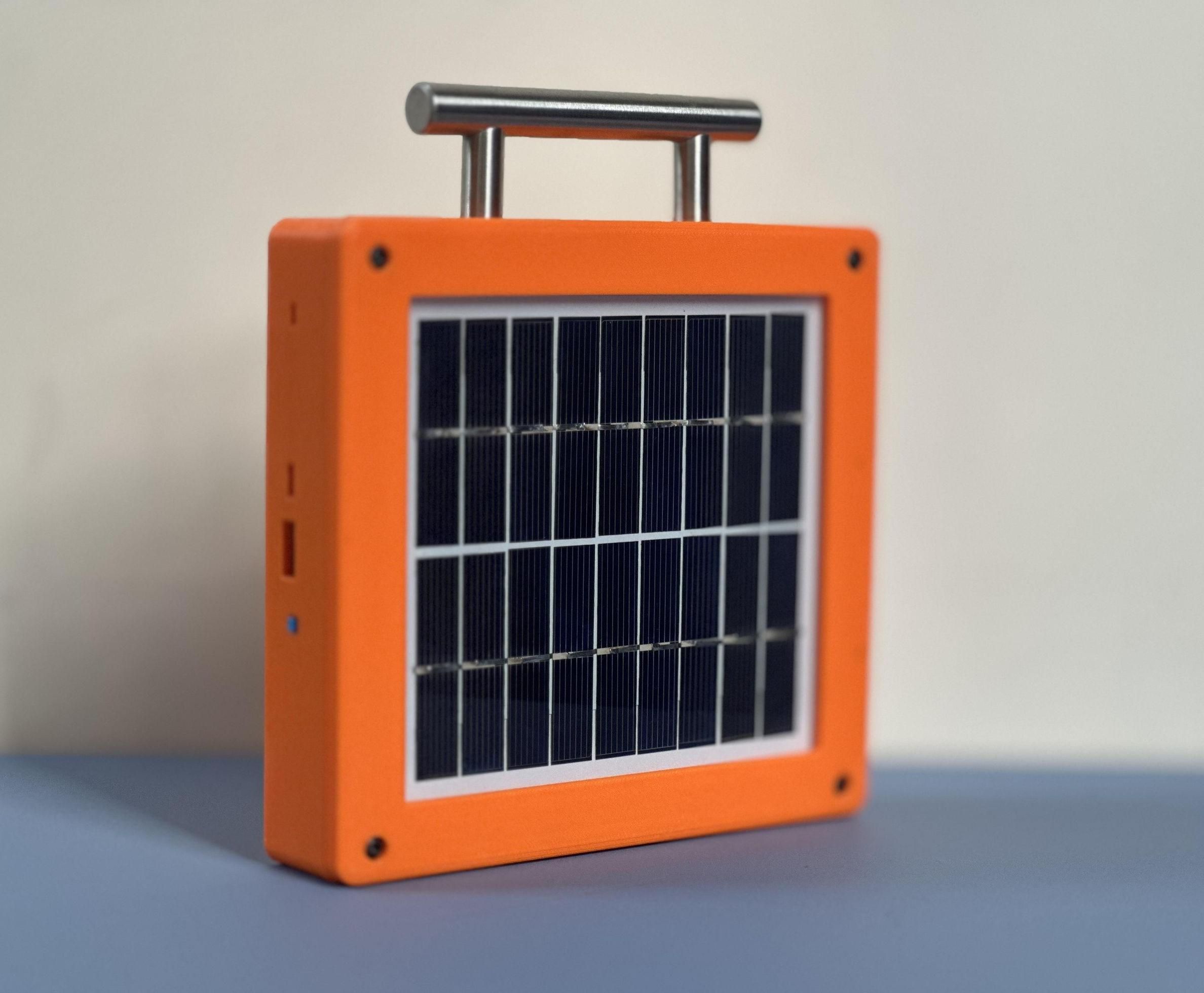 FloodAid: a Solar-Powered Emergency Light & Power Bank for Flood-Affected Communities