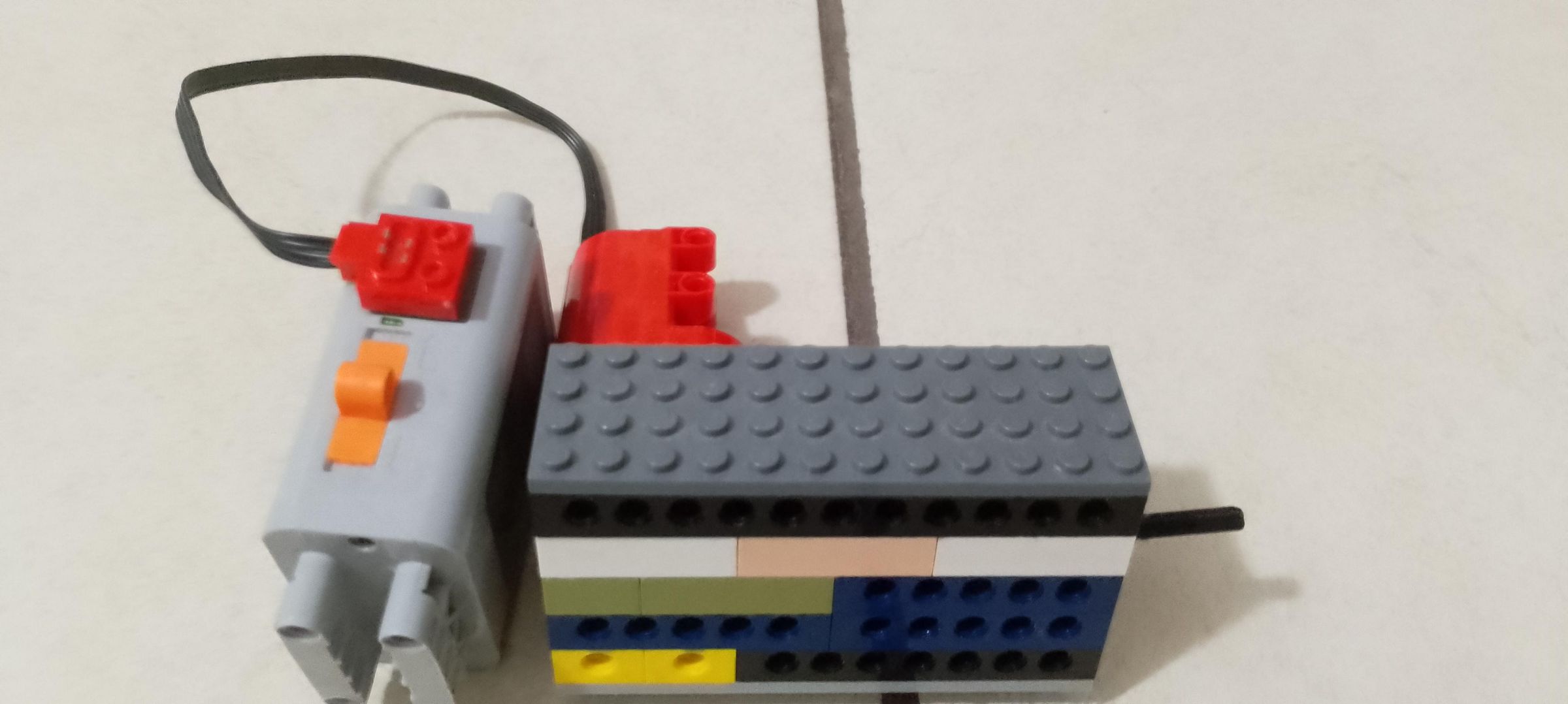 Motorized Lego Mechanical Tongue