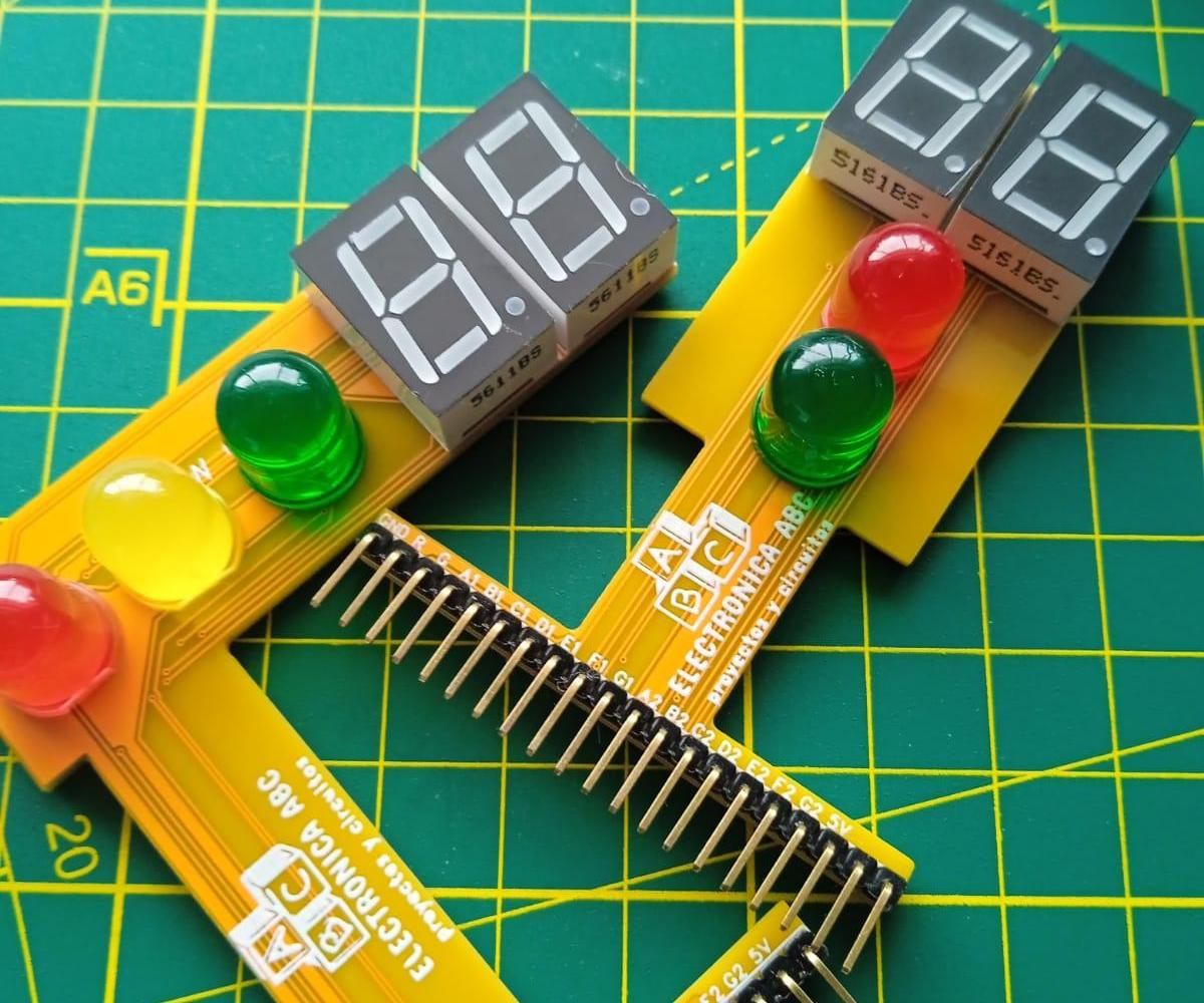 TRAFFIC LIGHT