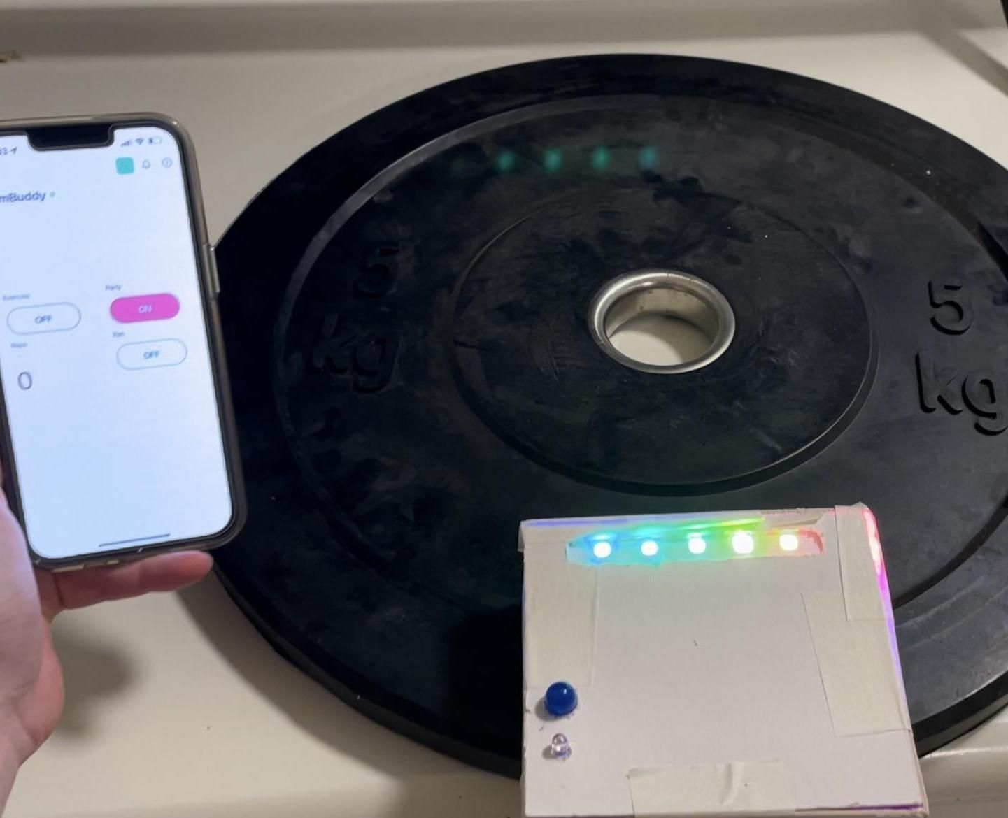 DIY Smart Fitness Device That Counts Reps and Tracks Your Progress in the Gym