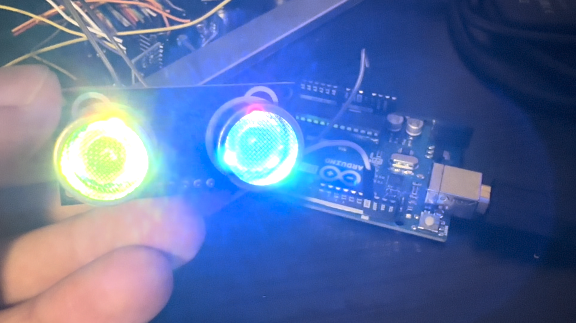 HCSR04 With RGB and Arduino