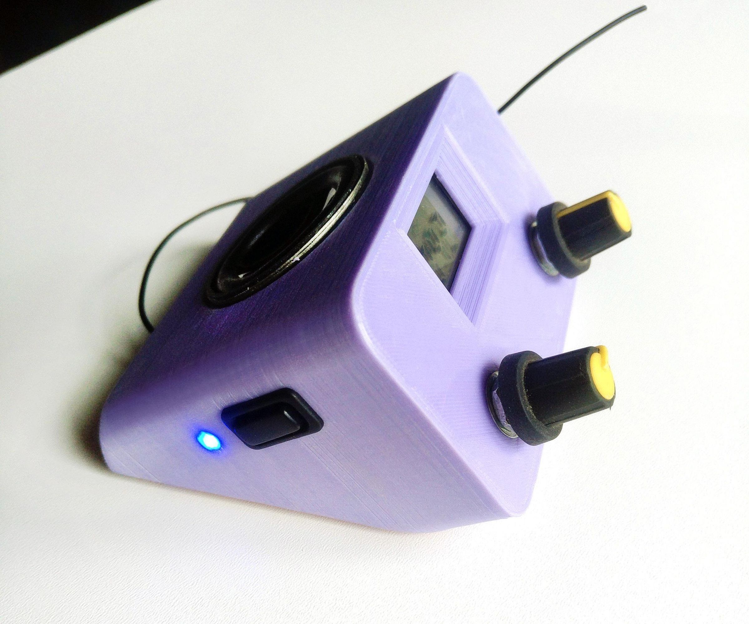 3D Printed Mini Radio and Amplifier