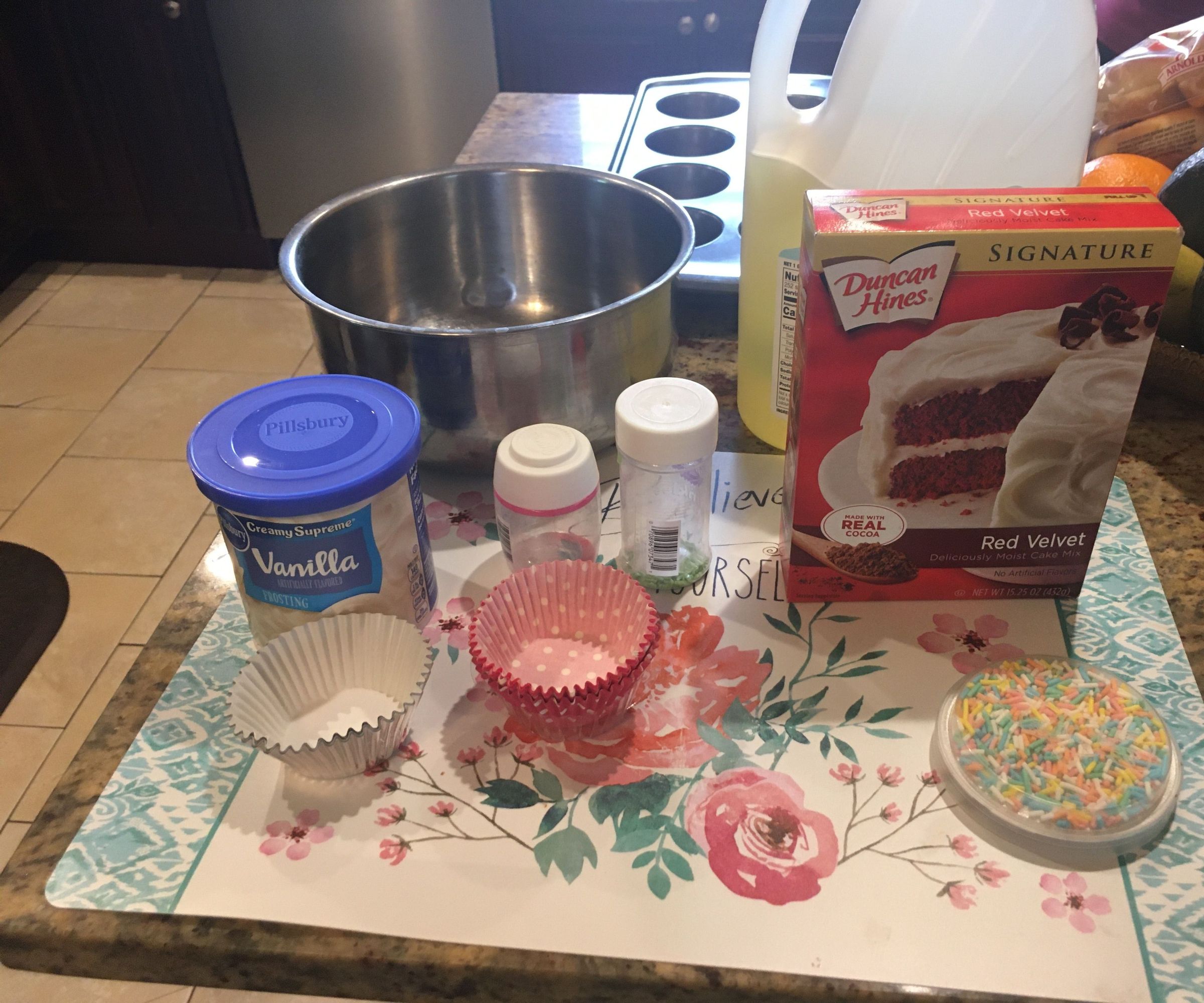 How to Make Velvet and Jello Combo?