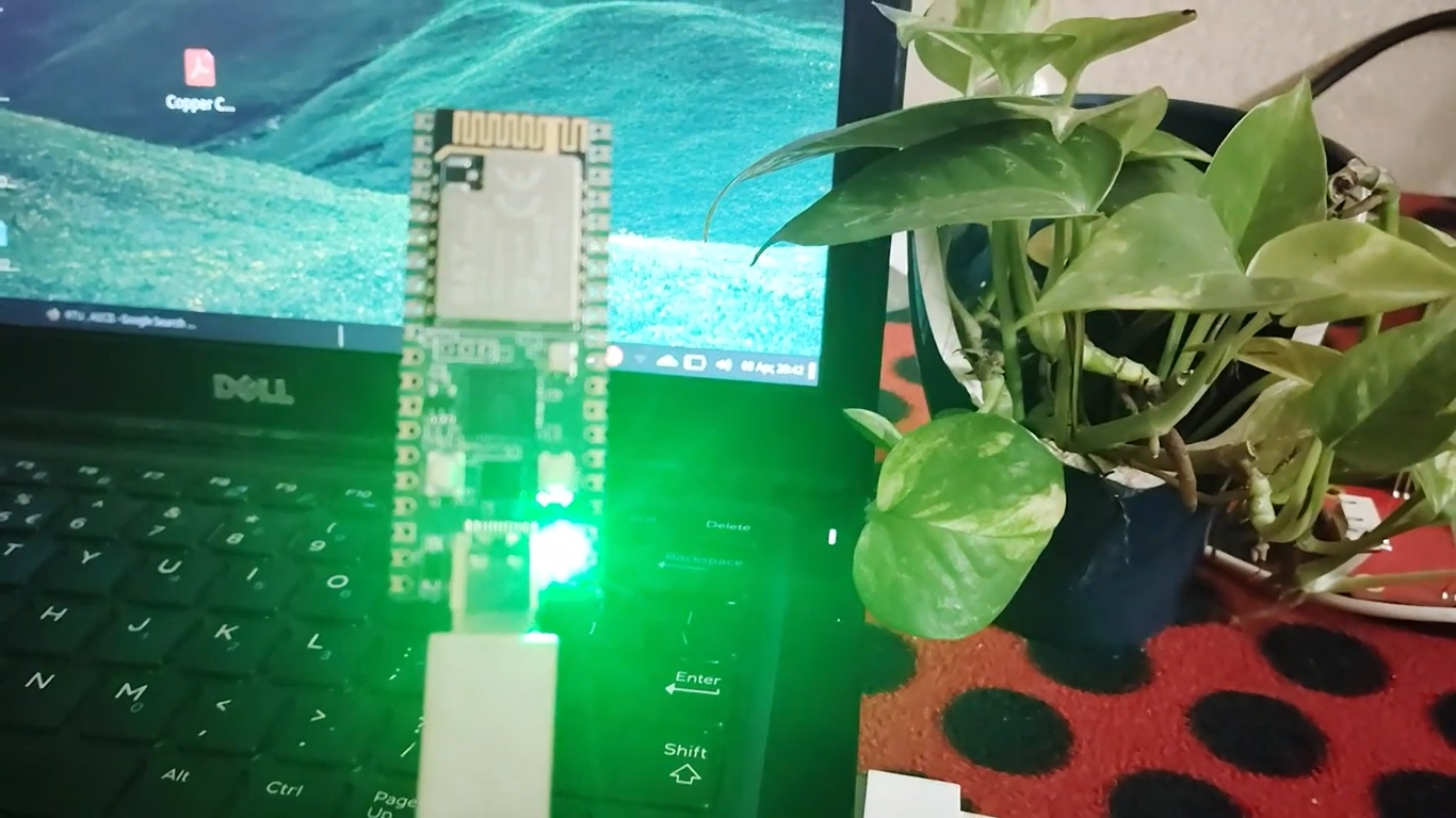 ‪@Elecrow‬ Pico W5 Review_ The Better Raspberry Pi Pico W Alternative_ - YouTube - Google Chrome 08-04-2025 18_18_00.png