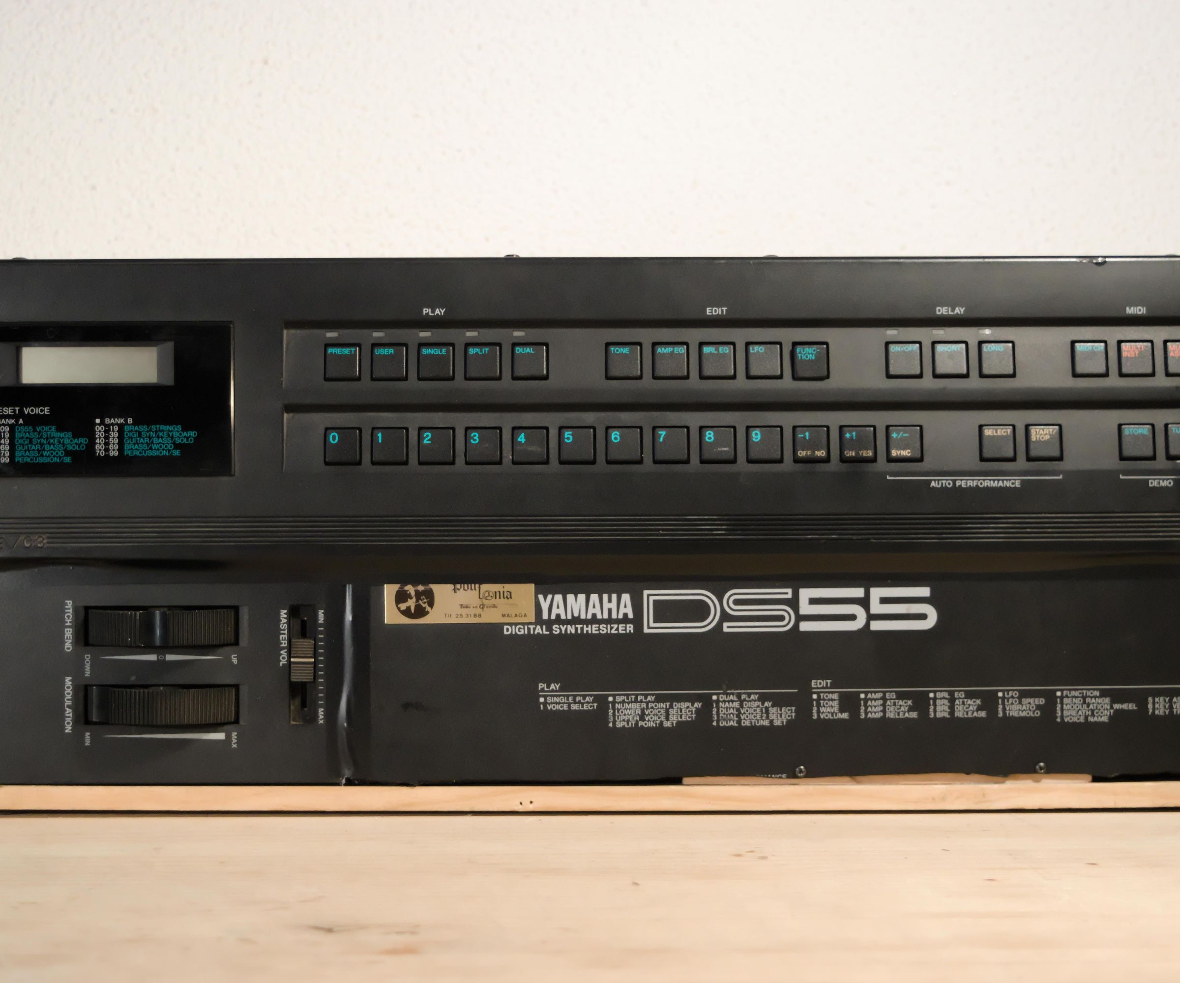 Dramatic Yamaha DS-55 Keyboard Synth to Module Conversion