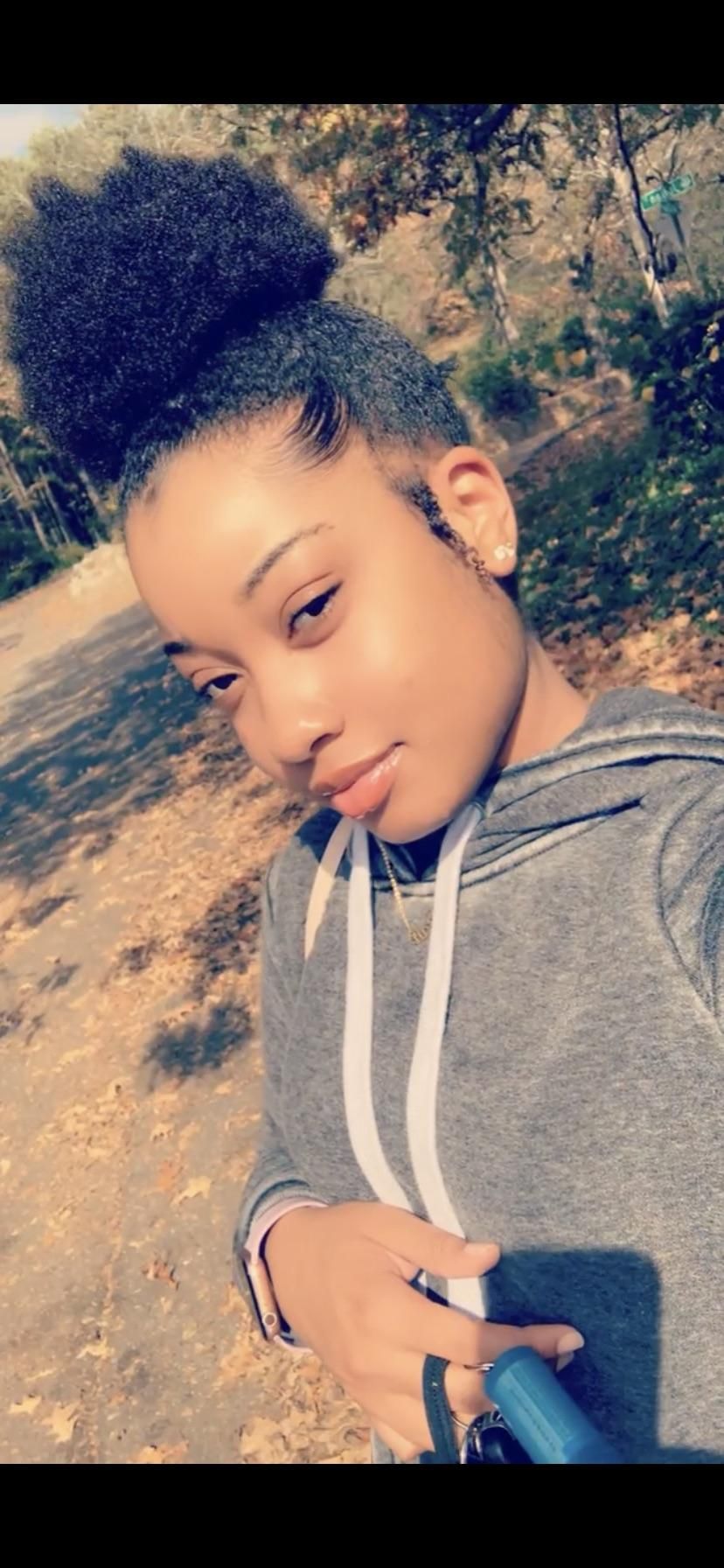 How to Detangle Natural Hair