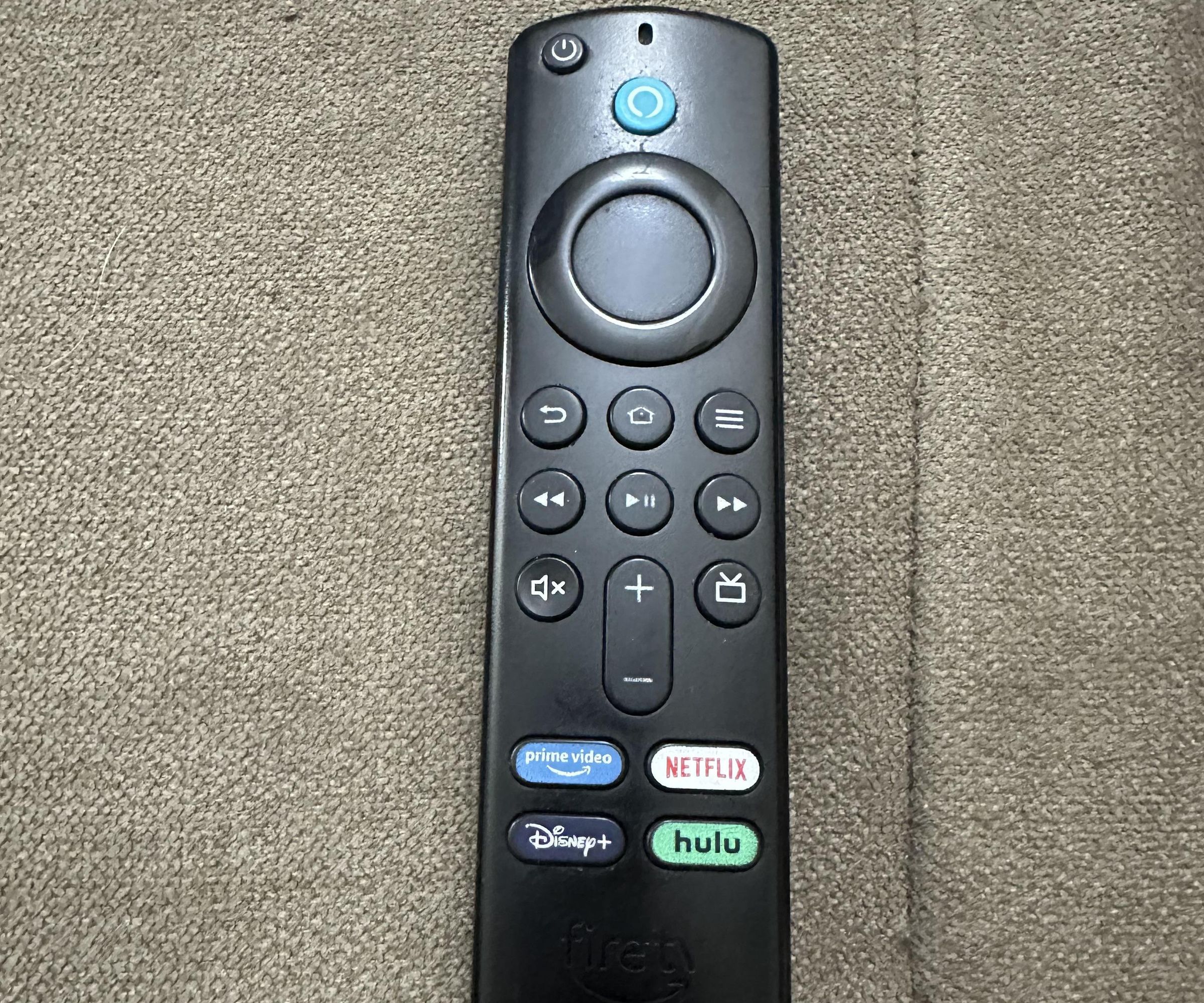 sowell_Changing Amazon Fire Stick Remote Batteries