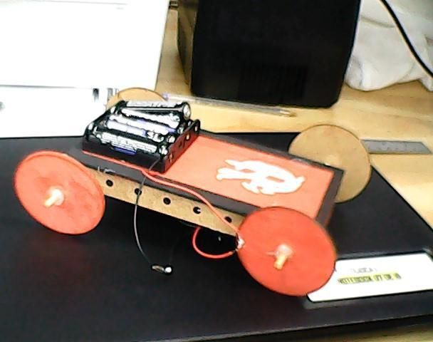 Carro Com Motor