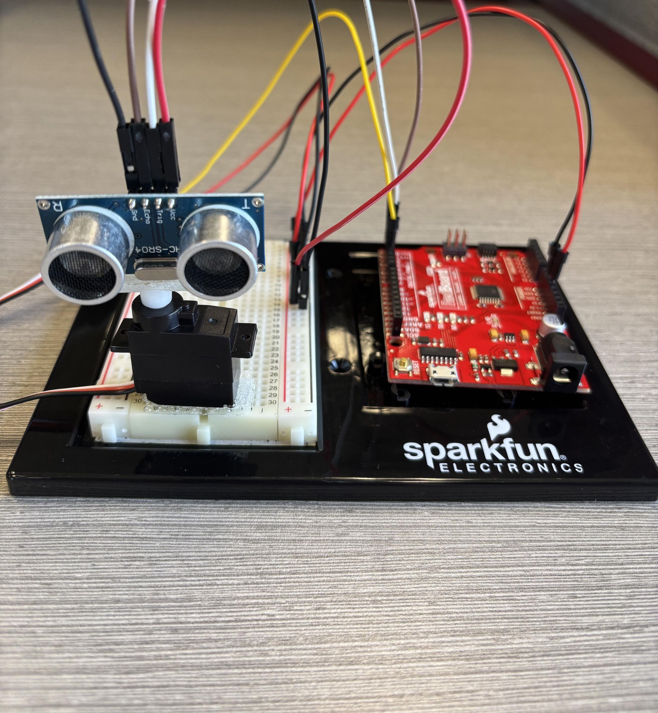Arduino Uno Mini Radar - Luke Floyd