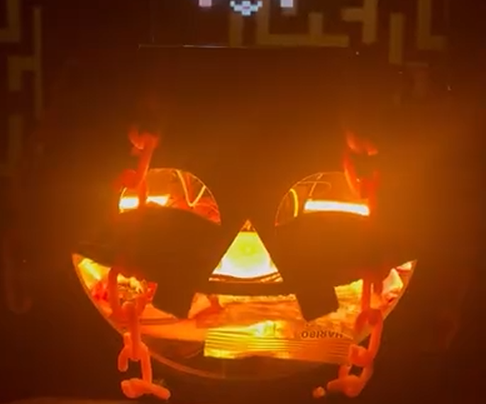 Interactive Cauldron With Hologram