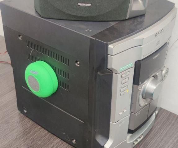 Ultimate Bluetooth Radio