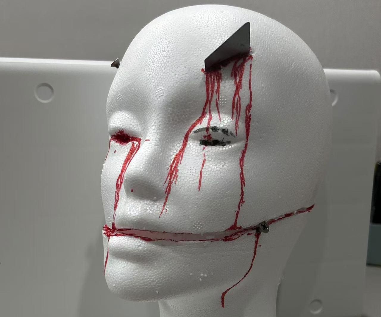 Spooky Head
