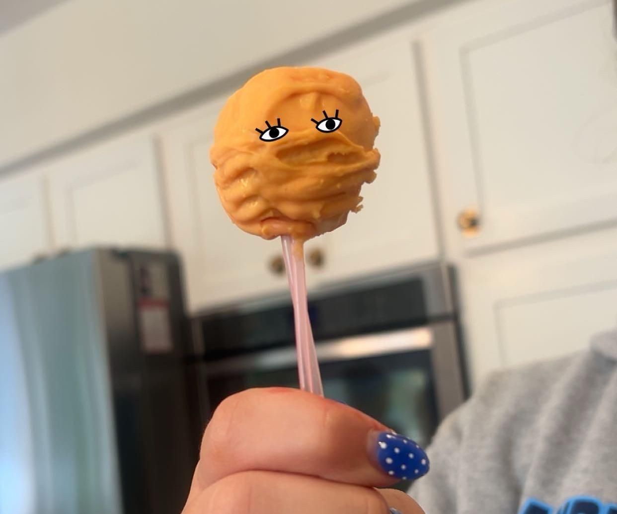 Halloween Cake Pops