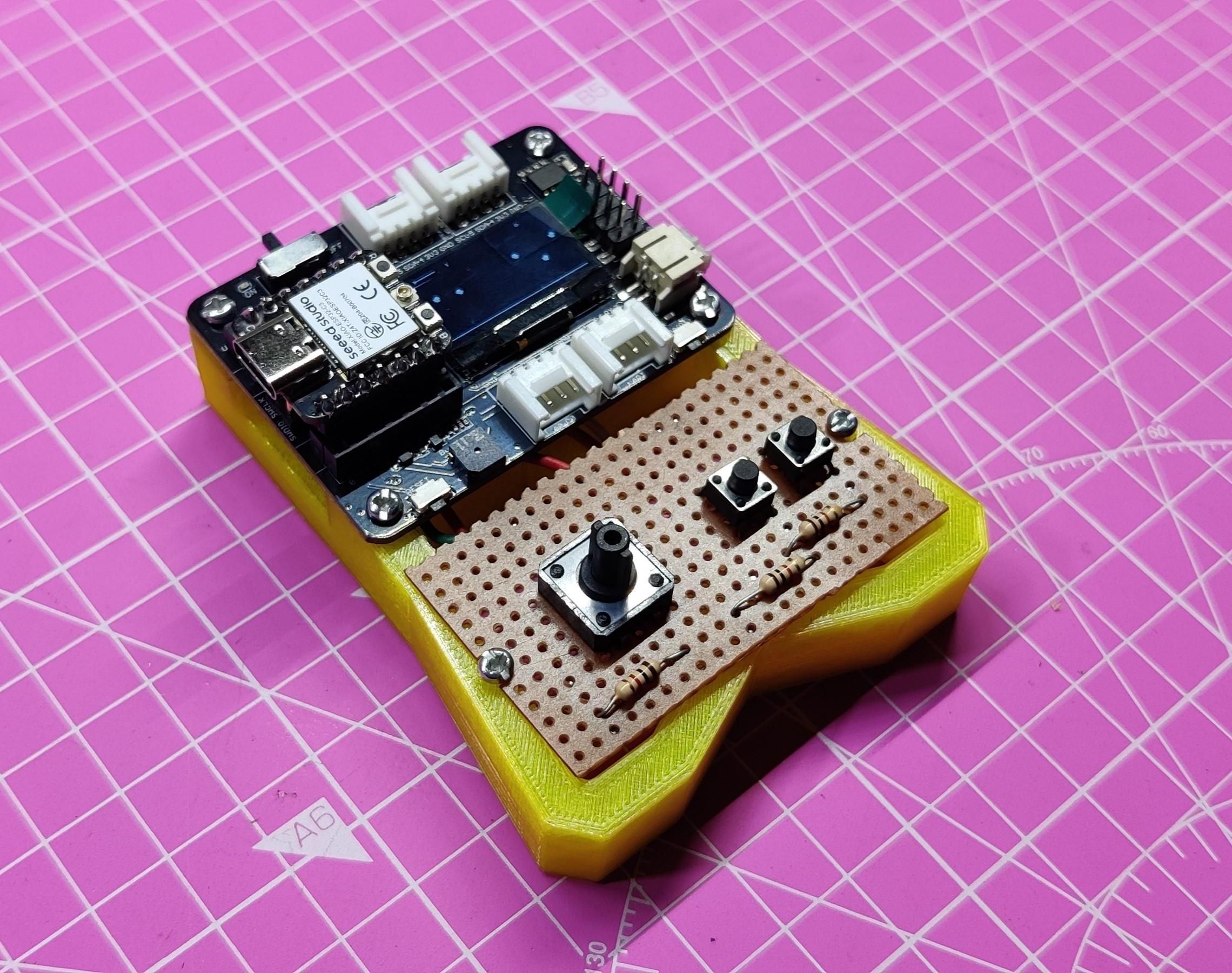 PORTABLE Space Trash Game Console