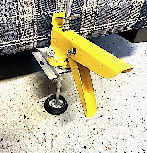 HOUSEHOLD MINI-JACK