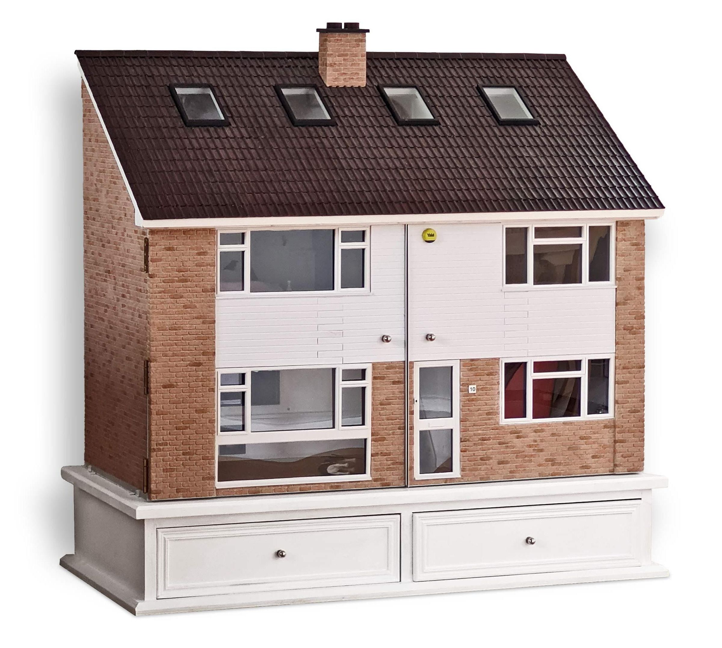 1960s Doll House
