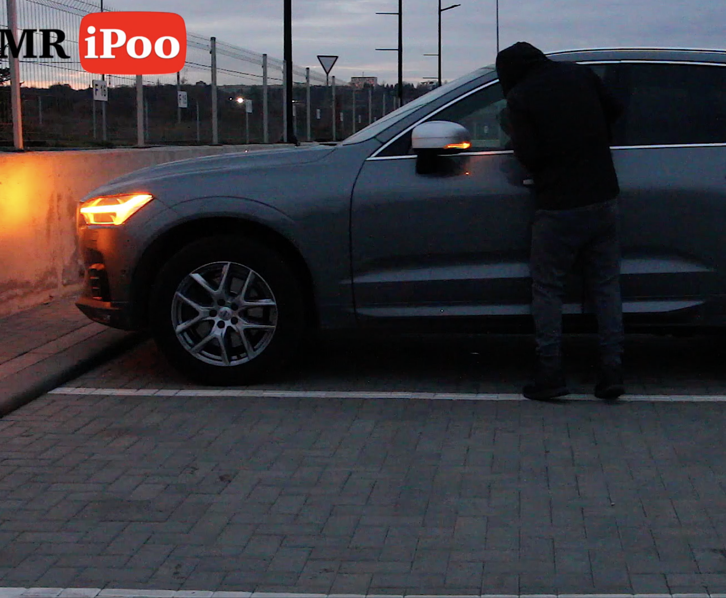 How to Make a Deterrent Car Alarm