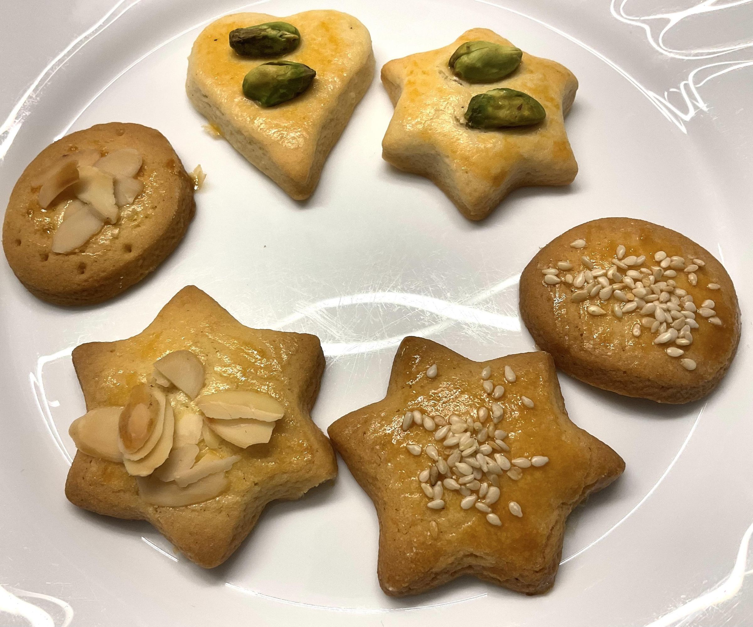 Butternutcookies Pistachio and Sesame & Almond