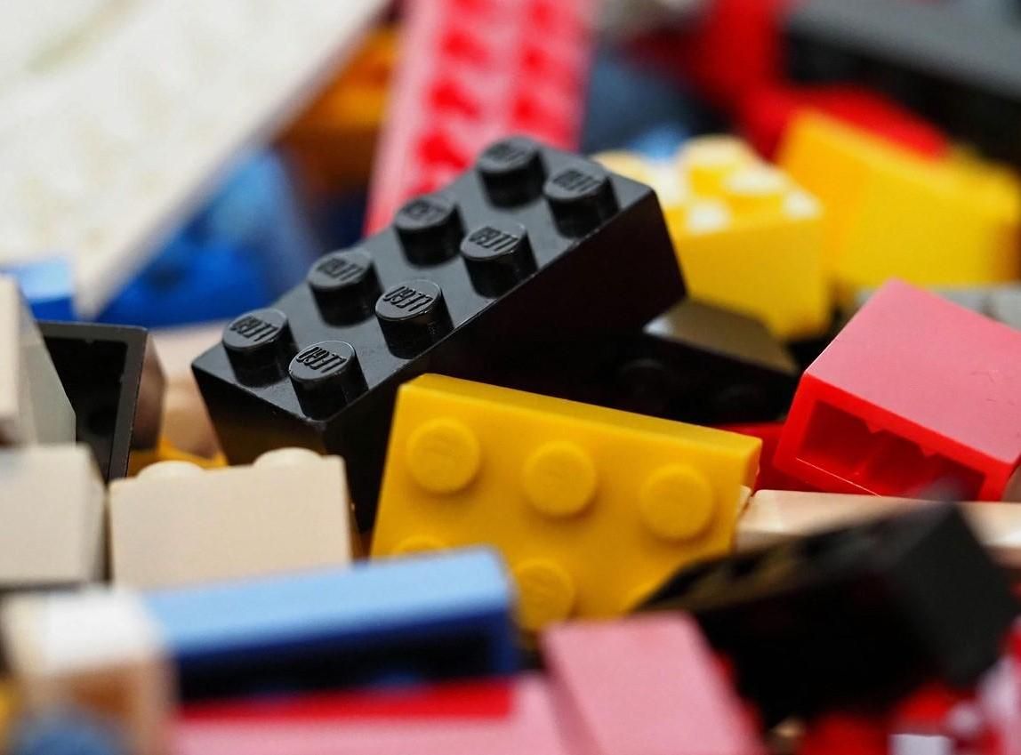 How to Build a LEGO Set