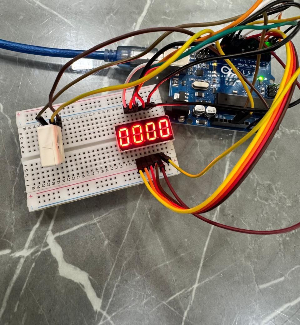 Winson WCS1700 Hall Effect Current Sensor Using Arduino Uno