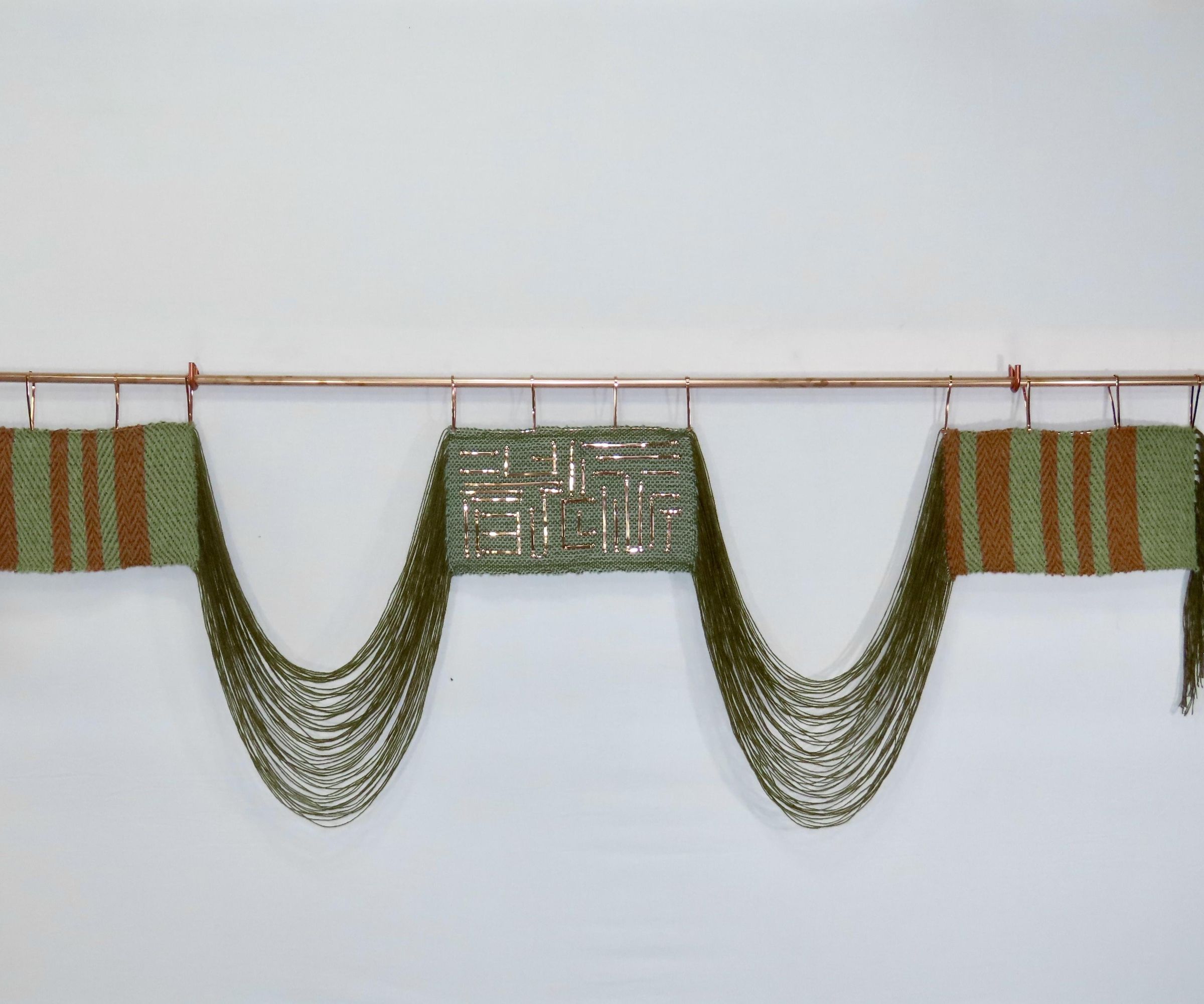 Weaving a Binary Conversation