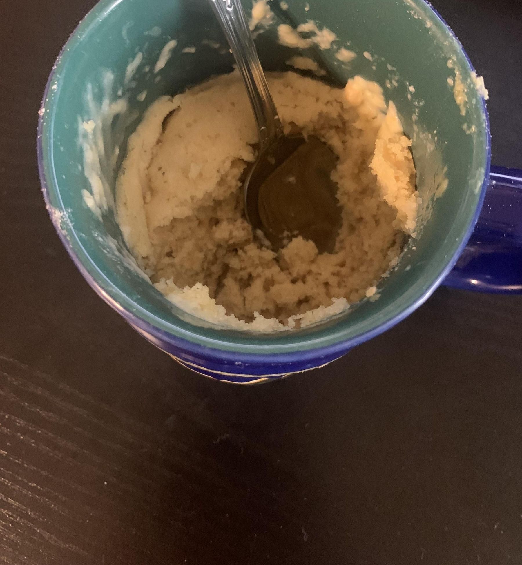 Easy 4-ingredient, One-minute Lemon Mug Cake
