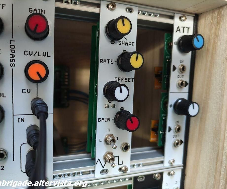 Low Frequency Oscillator Module for Synthesizers V2