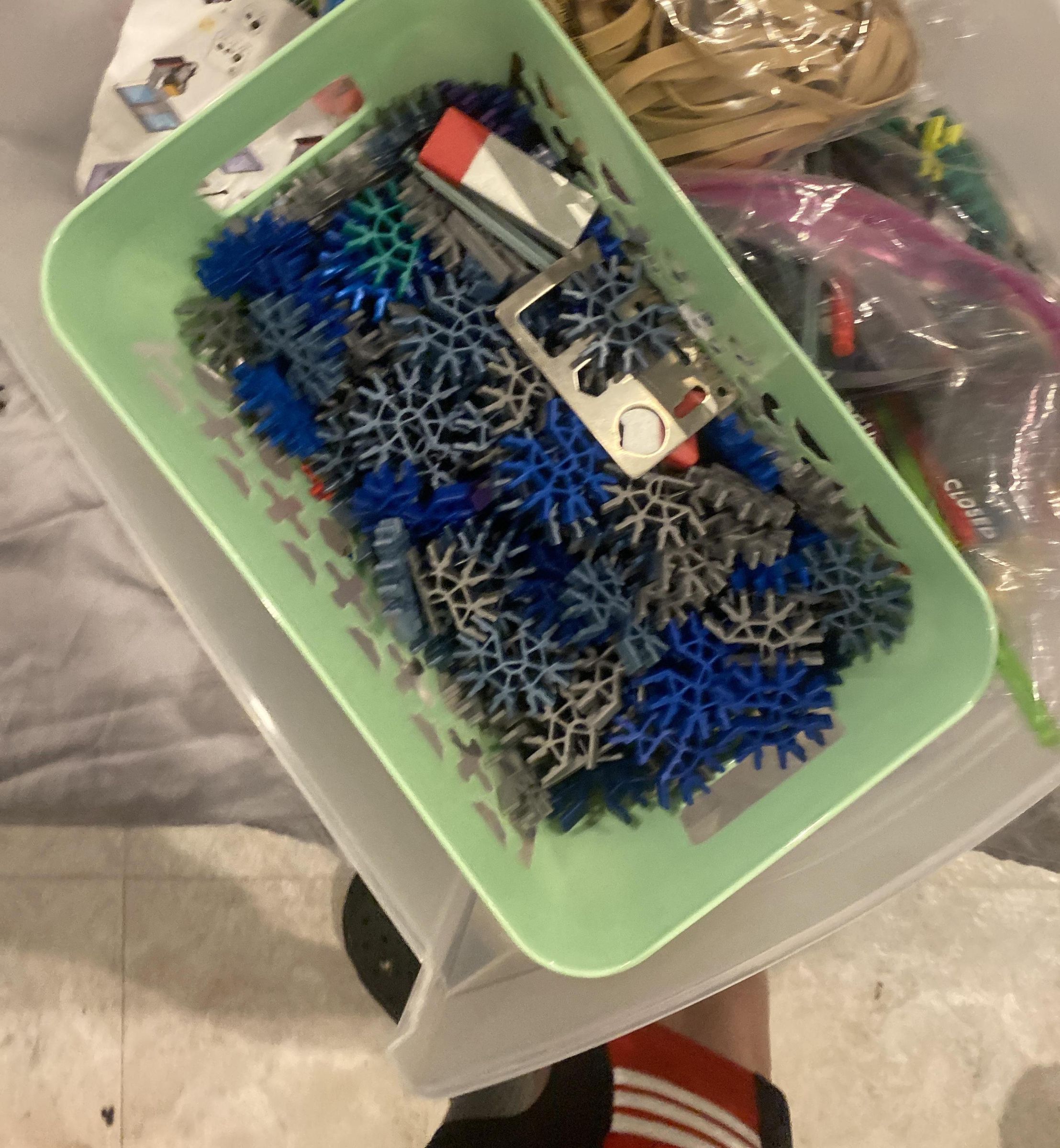 Can Someon Help Me Make My Own Design of a Knex Gun