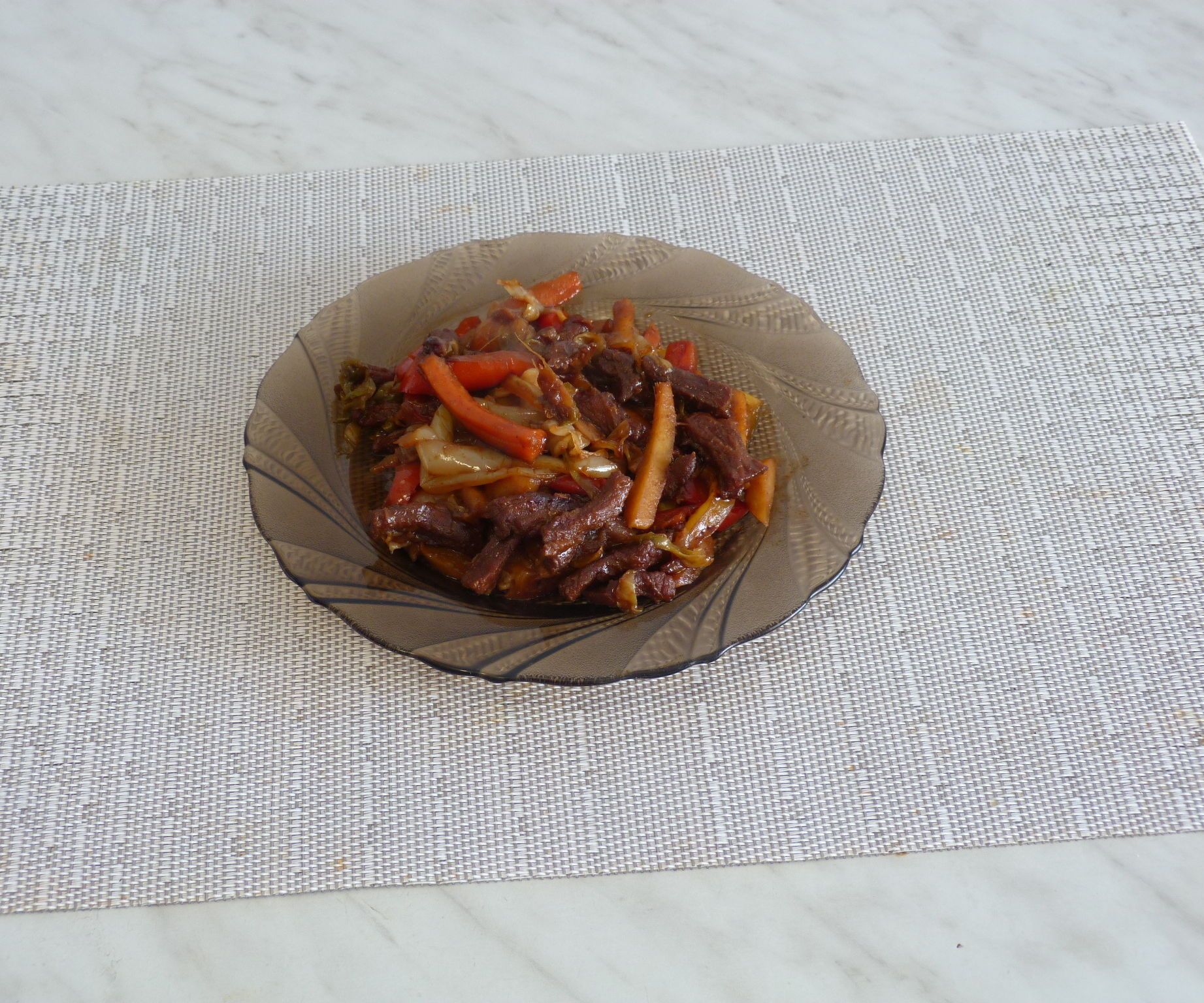 Beef With 5 Sauces and 5 Vegetables