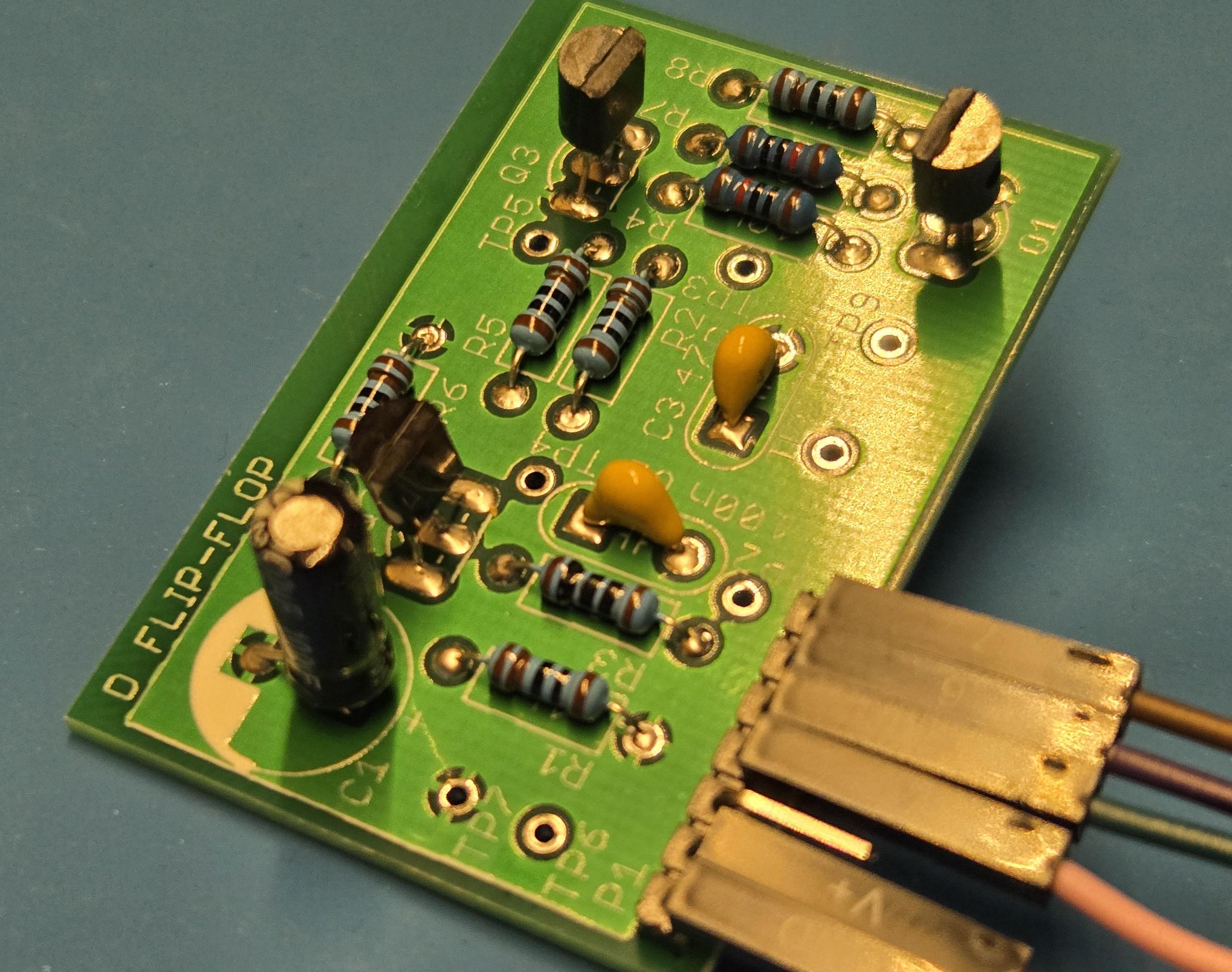 D Flip-Flop, MiniPCB, 10A-20, Rev A1-01