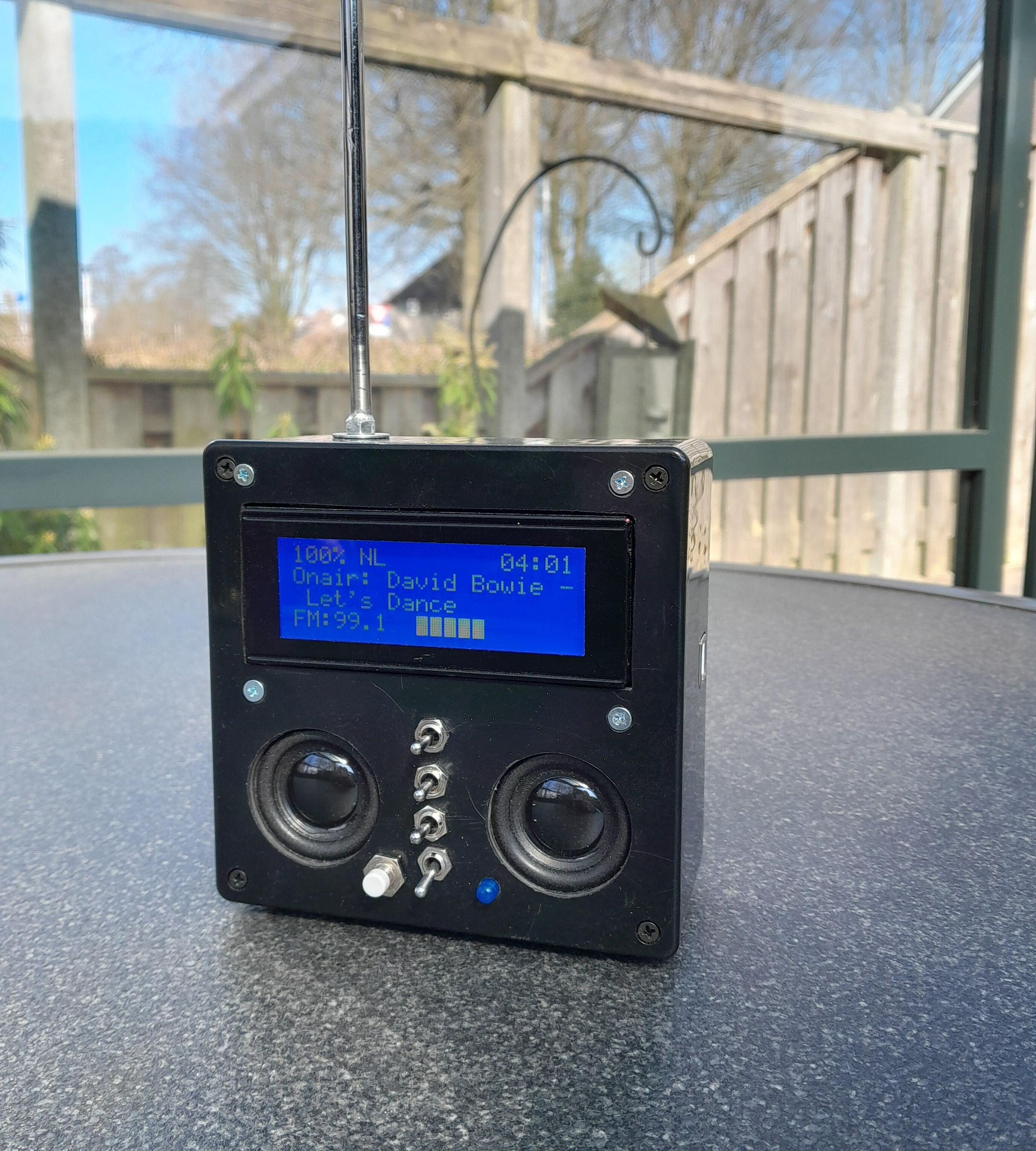 Mini FM Radio With RDA5807m Chip