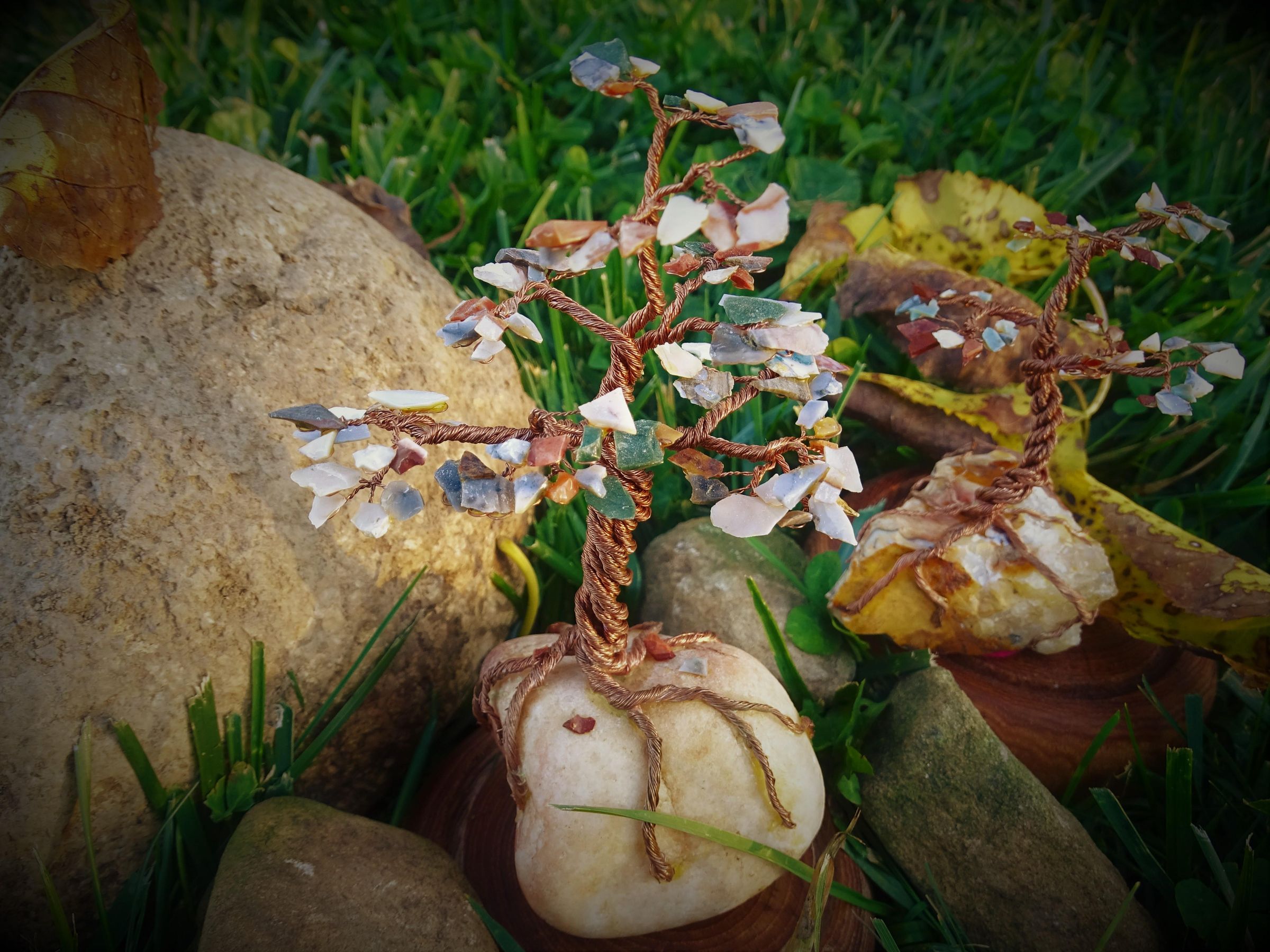 UPCYCLED GEM TREE
