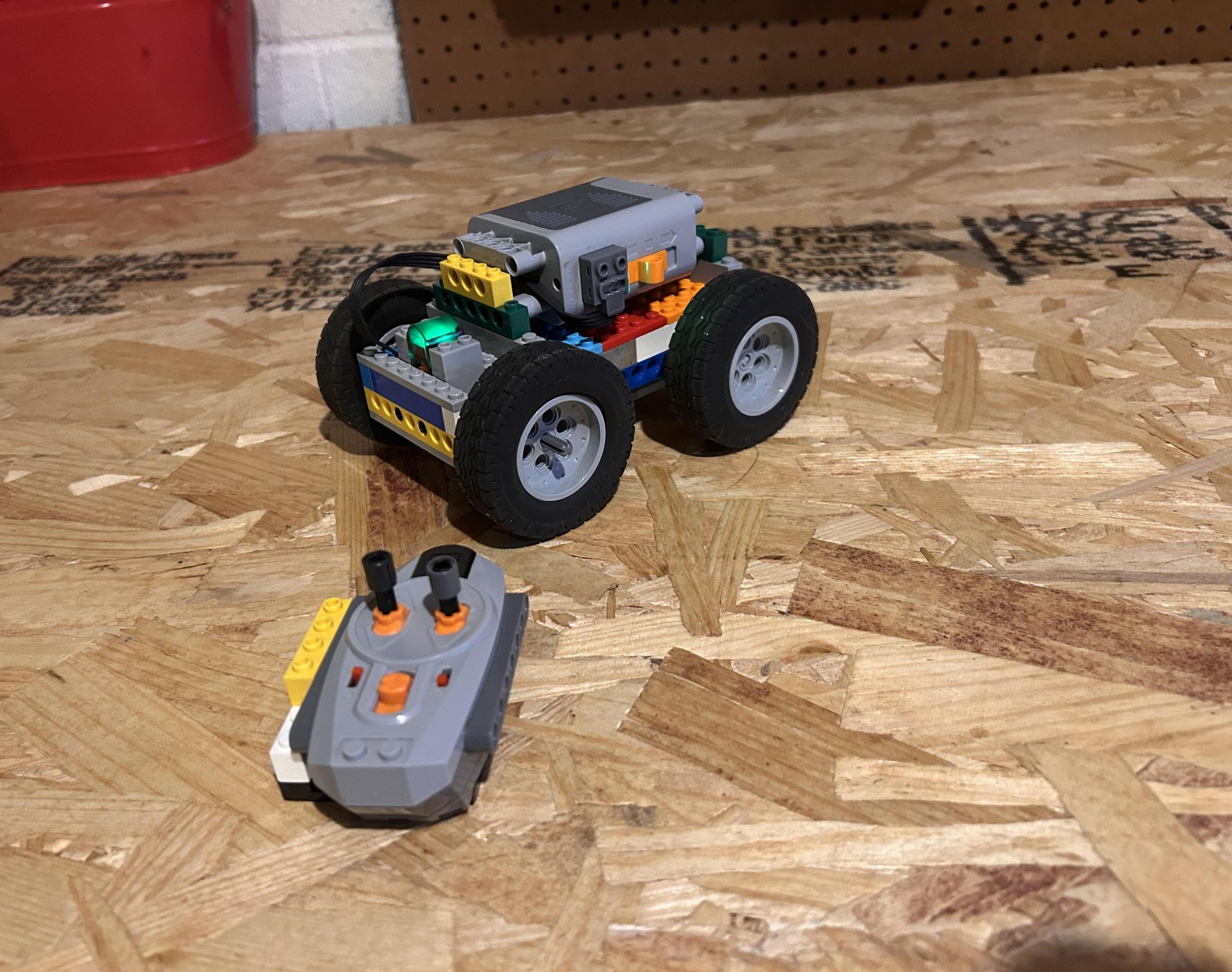 Lego Car With No Servo Motor
