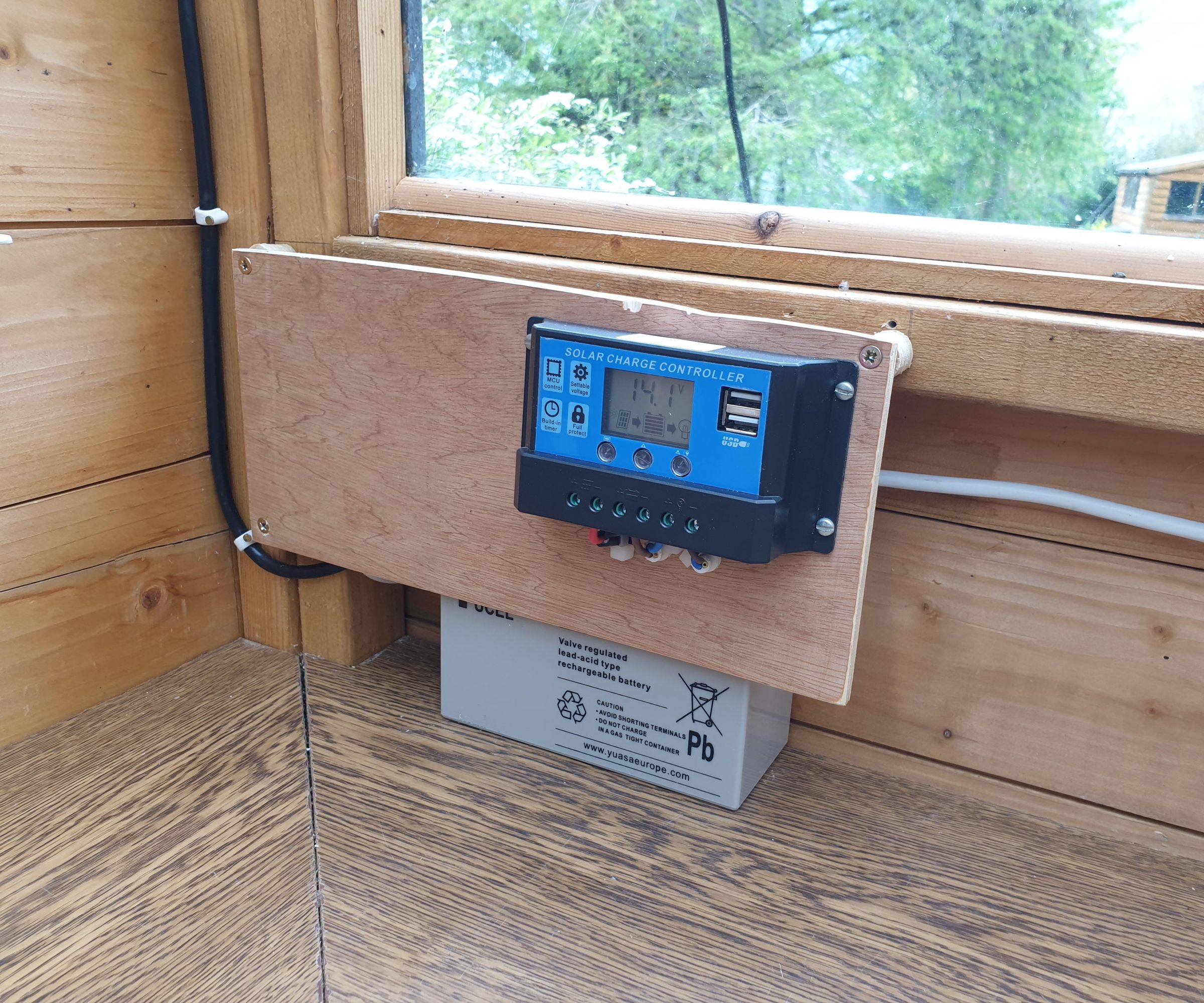12V Solar Shed Lighting System